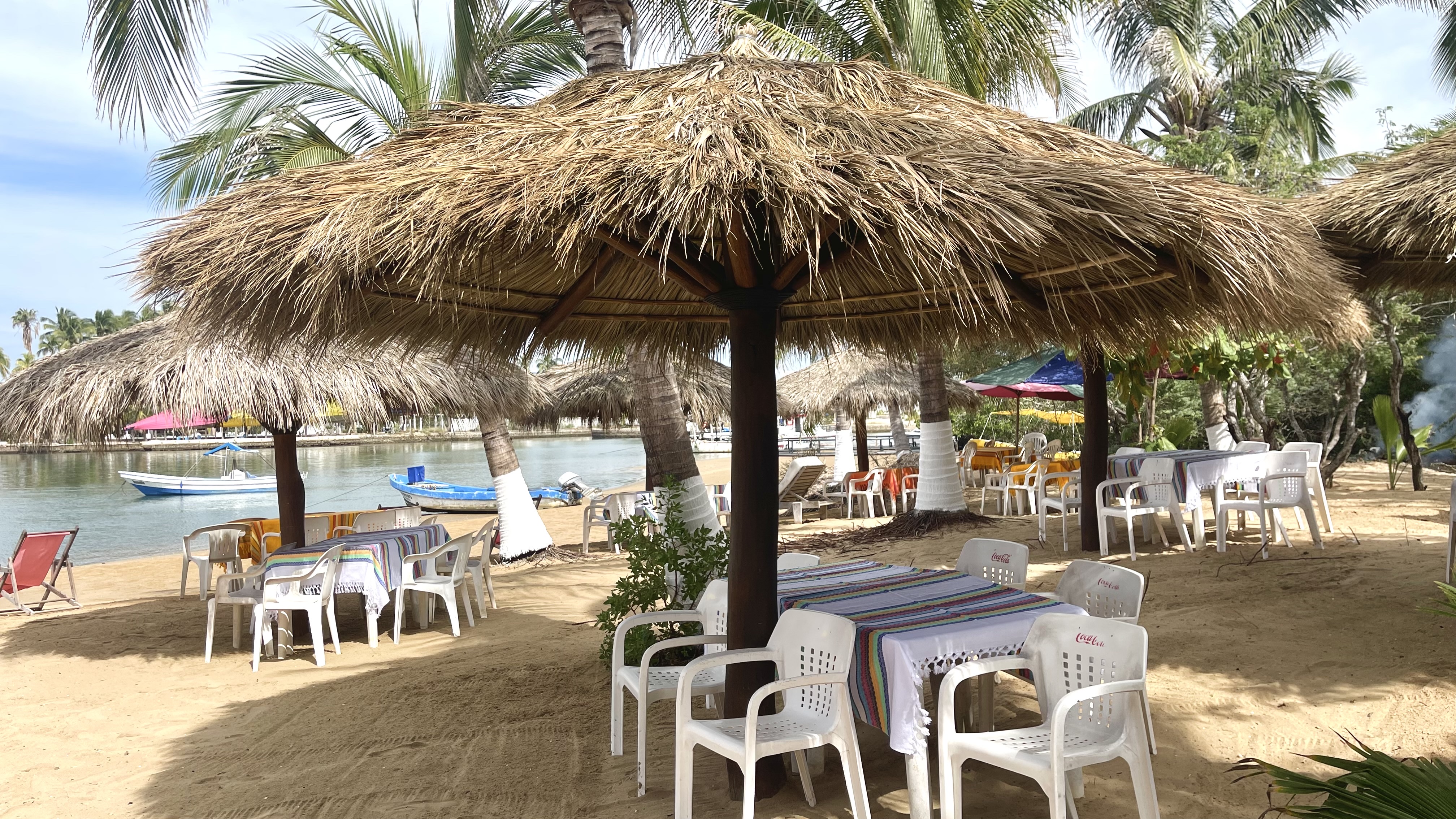 La Isla Restaurant image 1