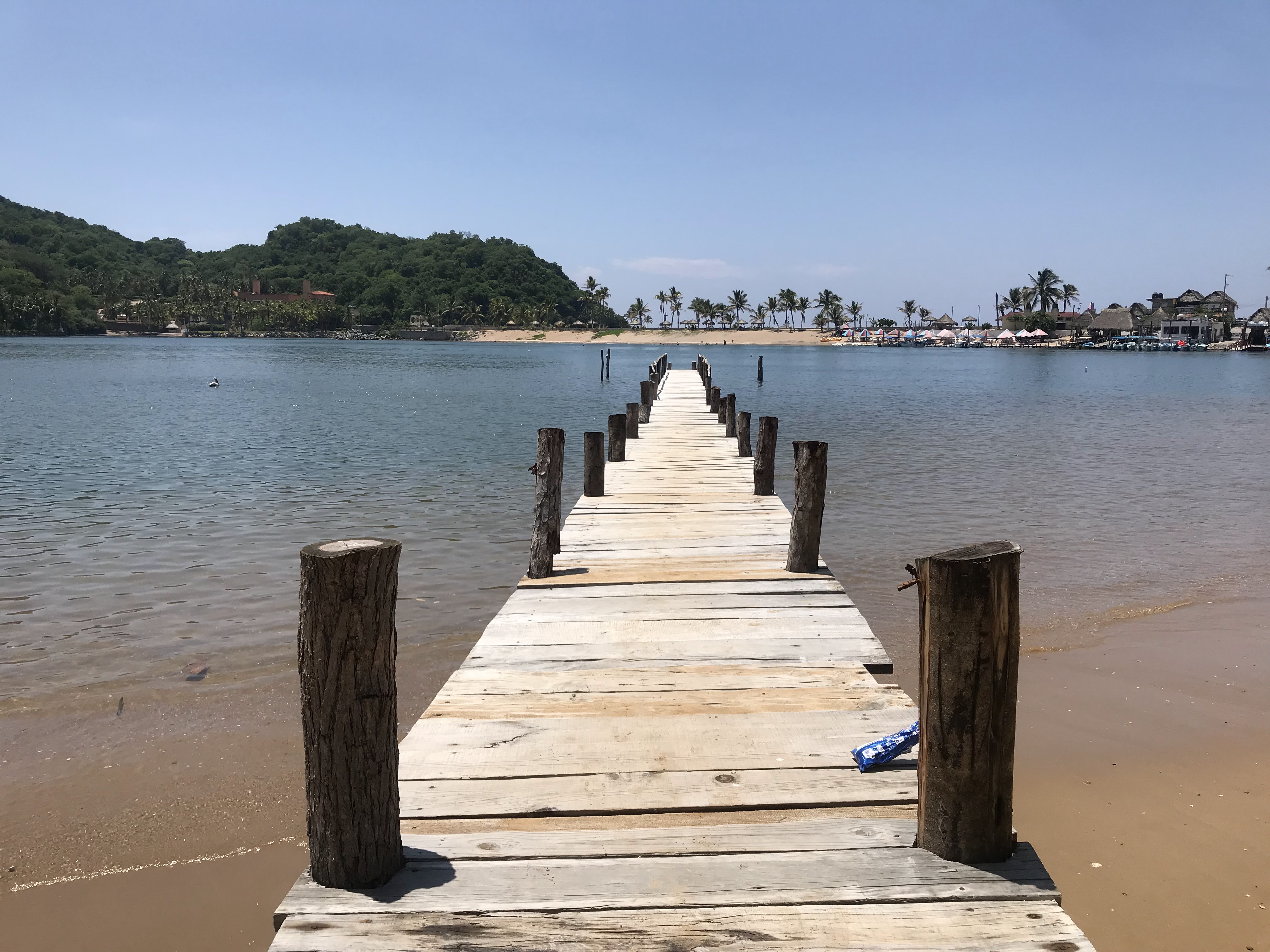 La Isla Restaurant image 4