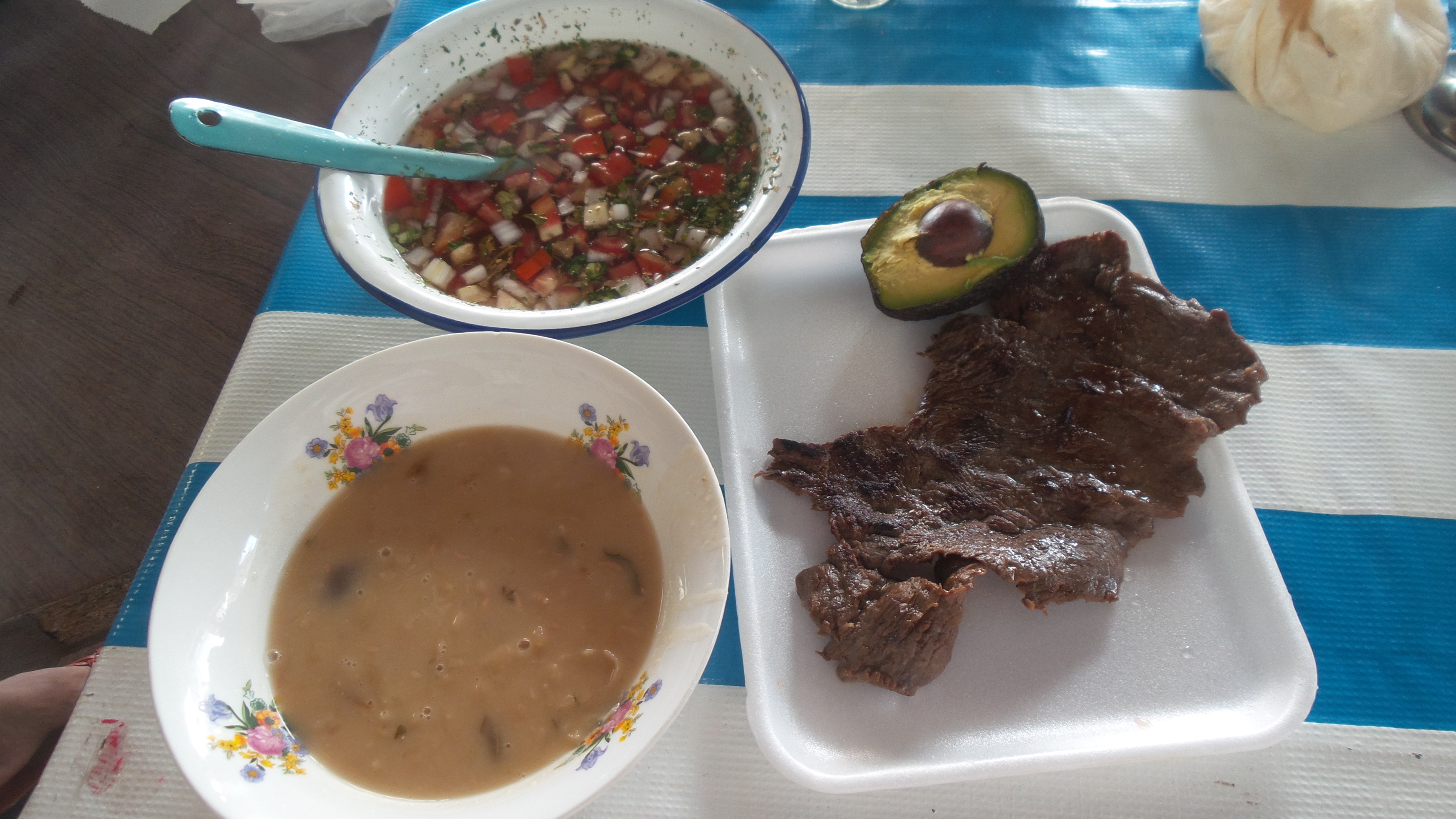 Restaurant Y Marisqueria Leslie image 8