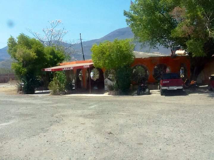 Restaurant Y Marisqueria Leslie image 9