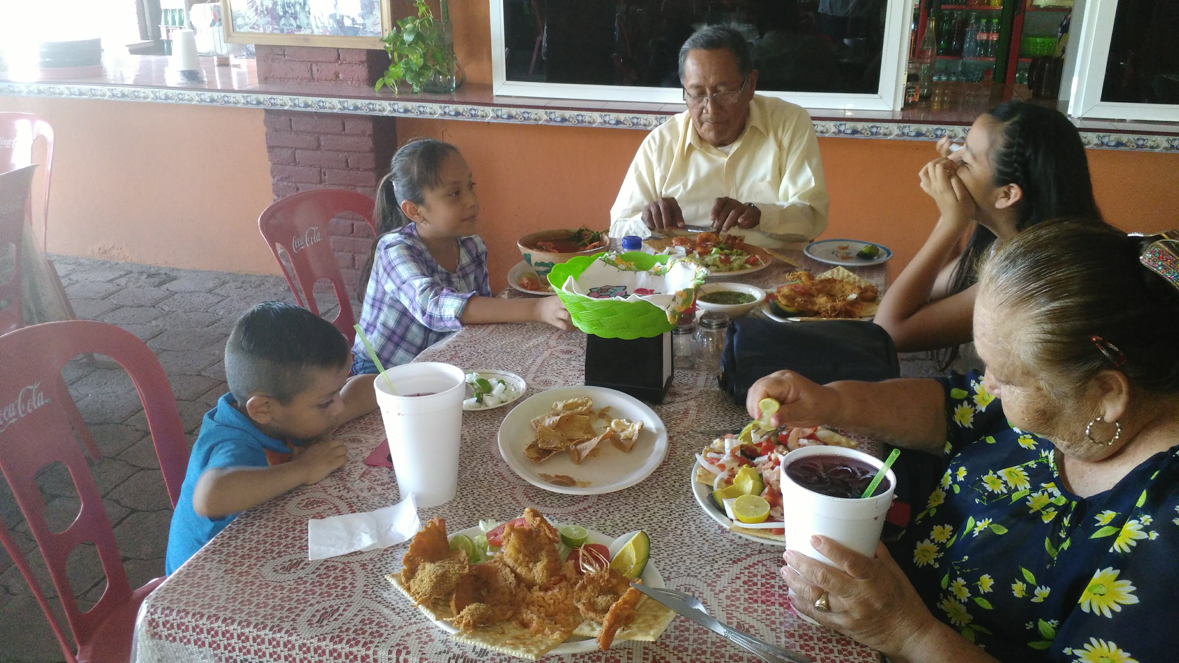 Restaurant y Marisquería Kenia image 4