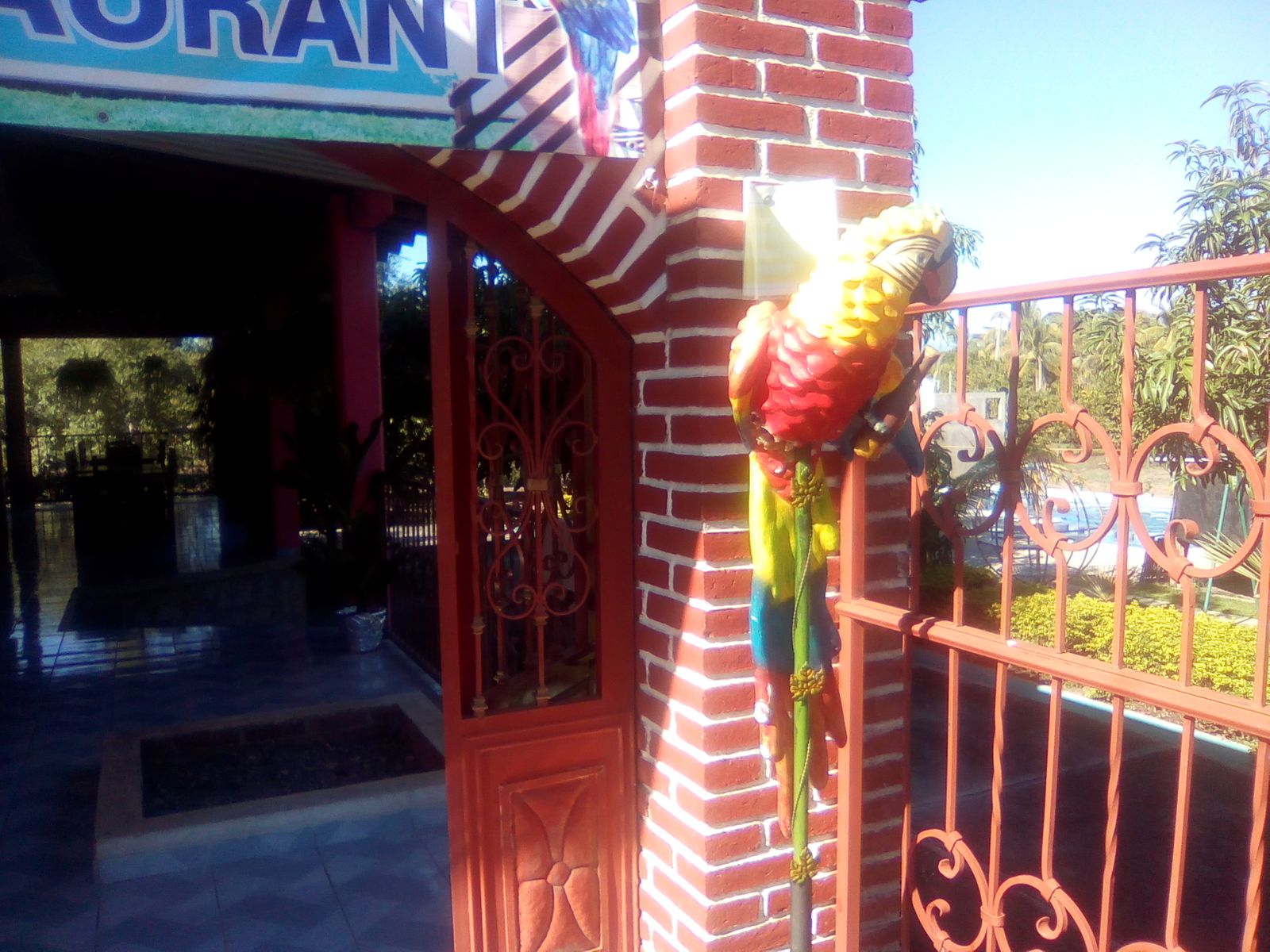 Restaurante y balneario: Las Guacamayas image 1