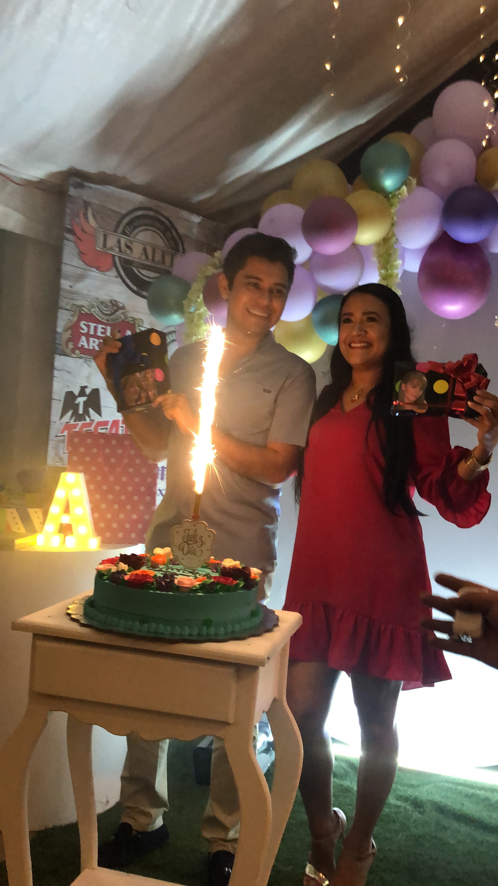 Wings & Beer - Las Alitas image 6