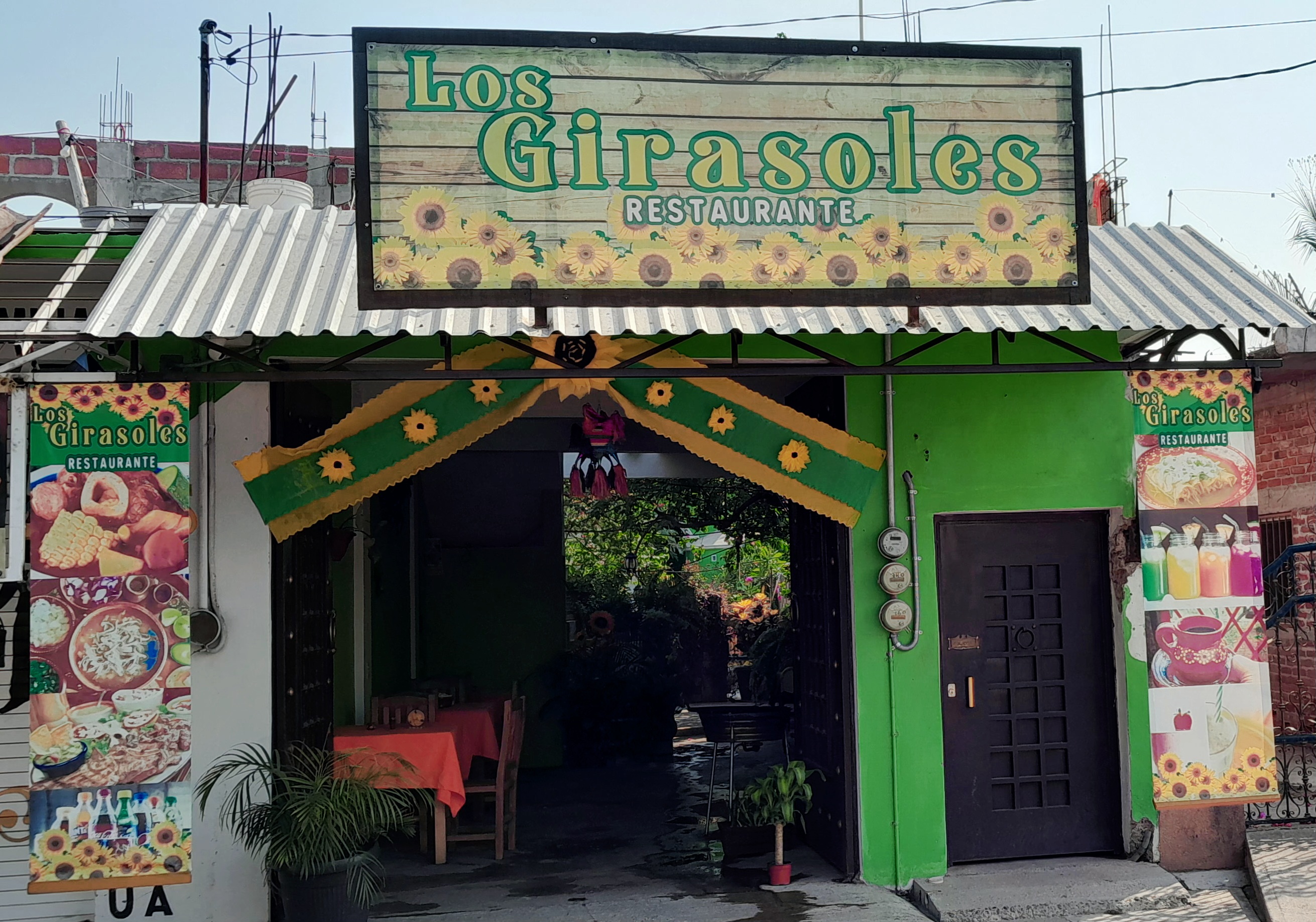 LOS GIRASOLES image 10