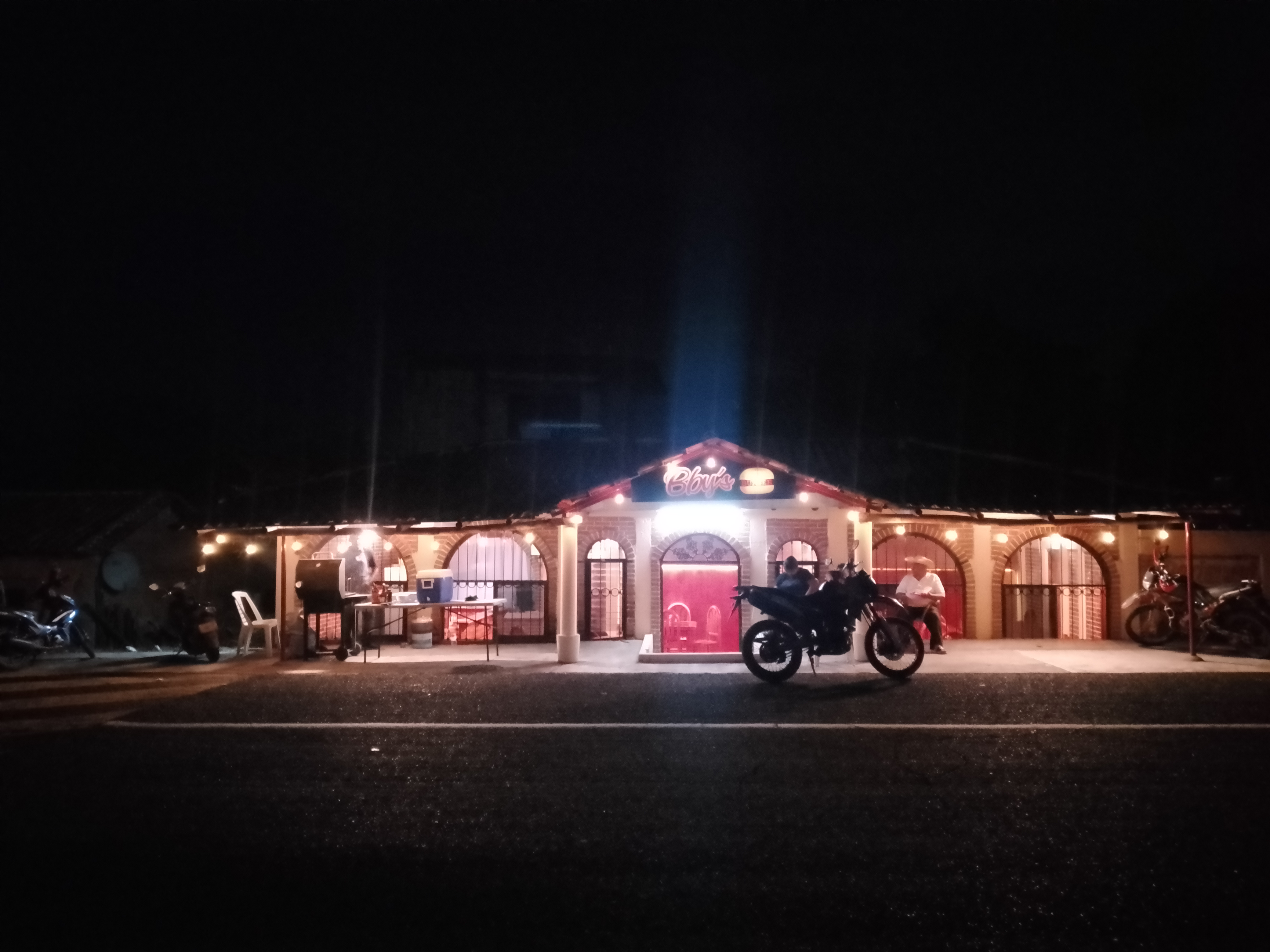 Bby's Burger image 6