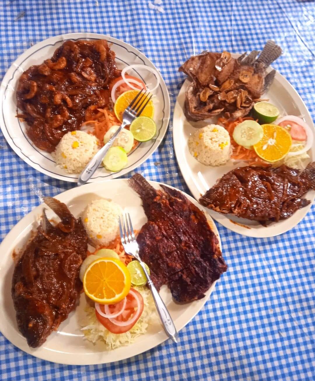 Restaurante y balneario "LOS TRUENOS " image 1