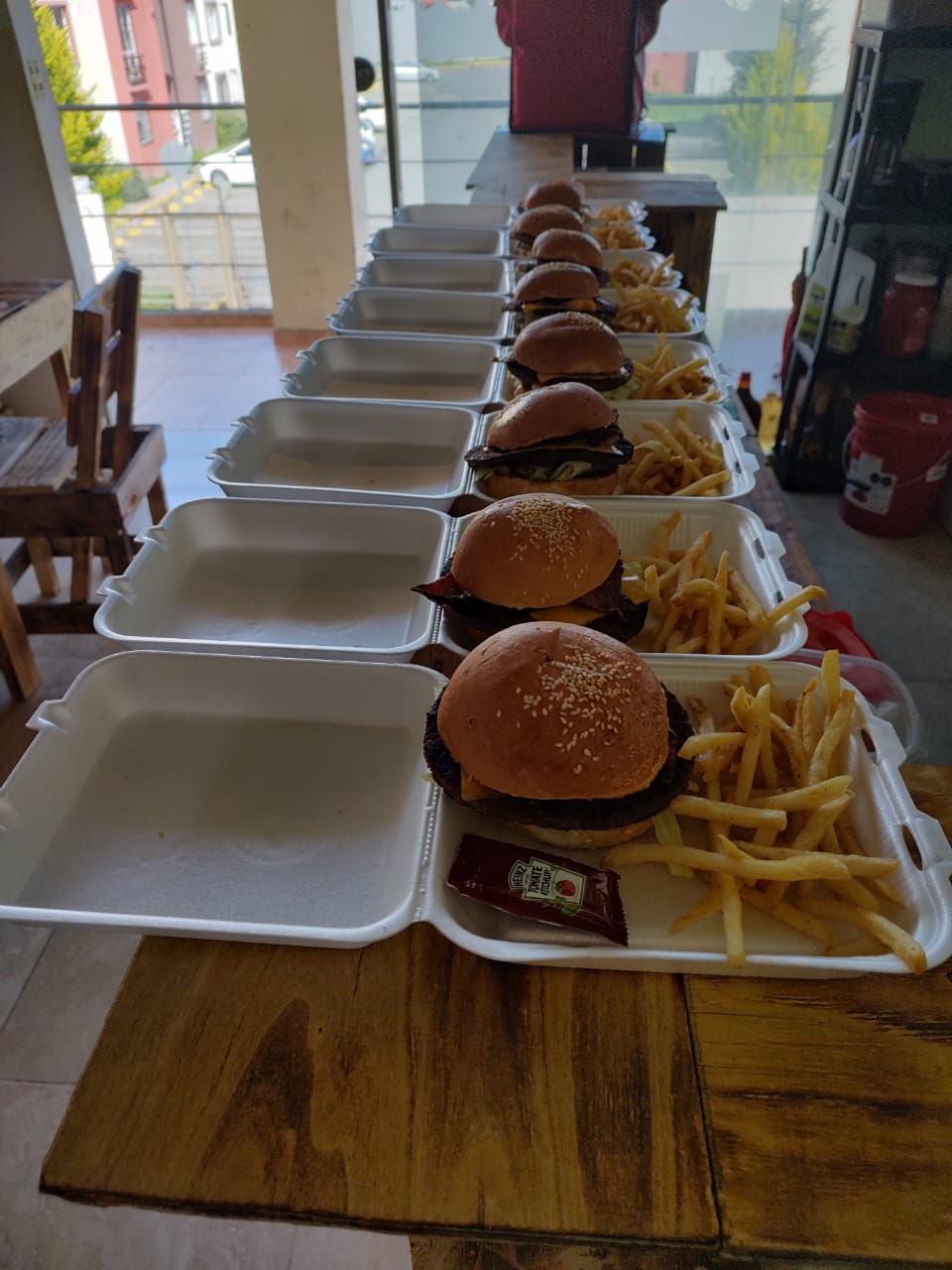 Papas mixtas & burguer image 4