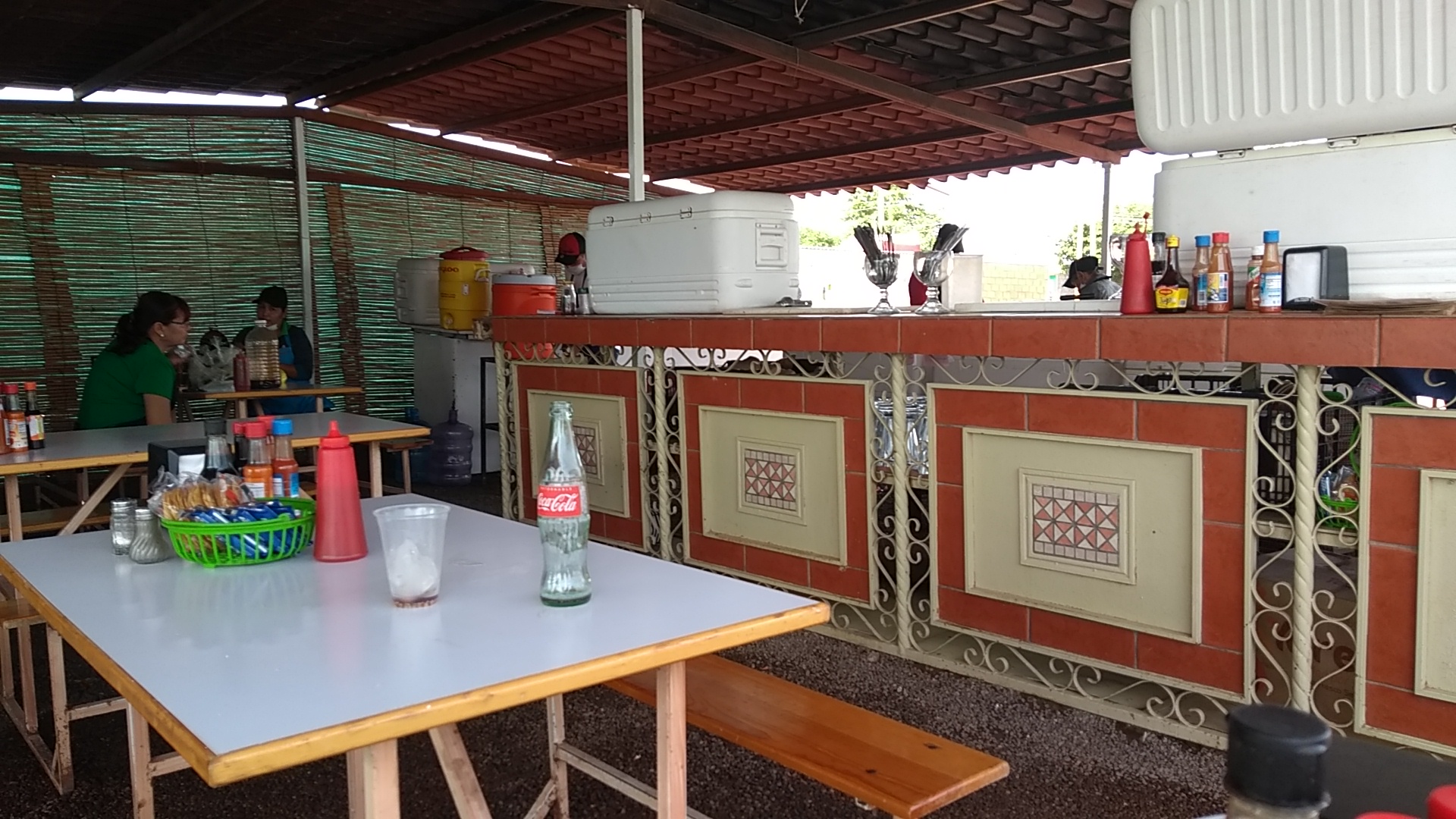 Mariscos Los Dos Plebes image 1