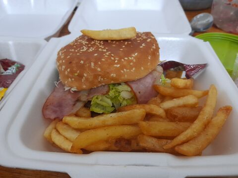 San Burgers image 1