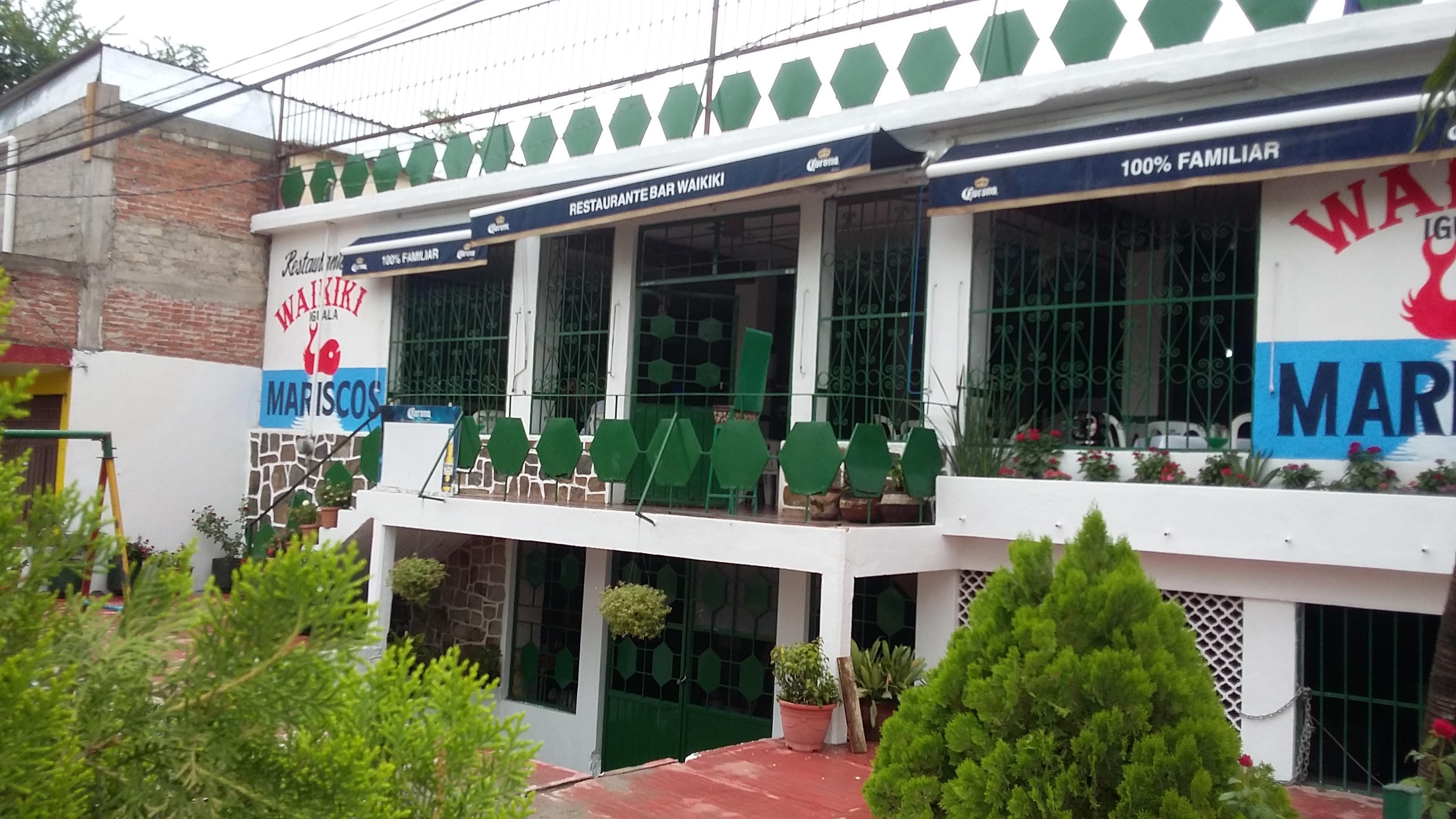 Restaurant Waikiki image 1
