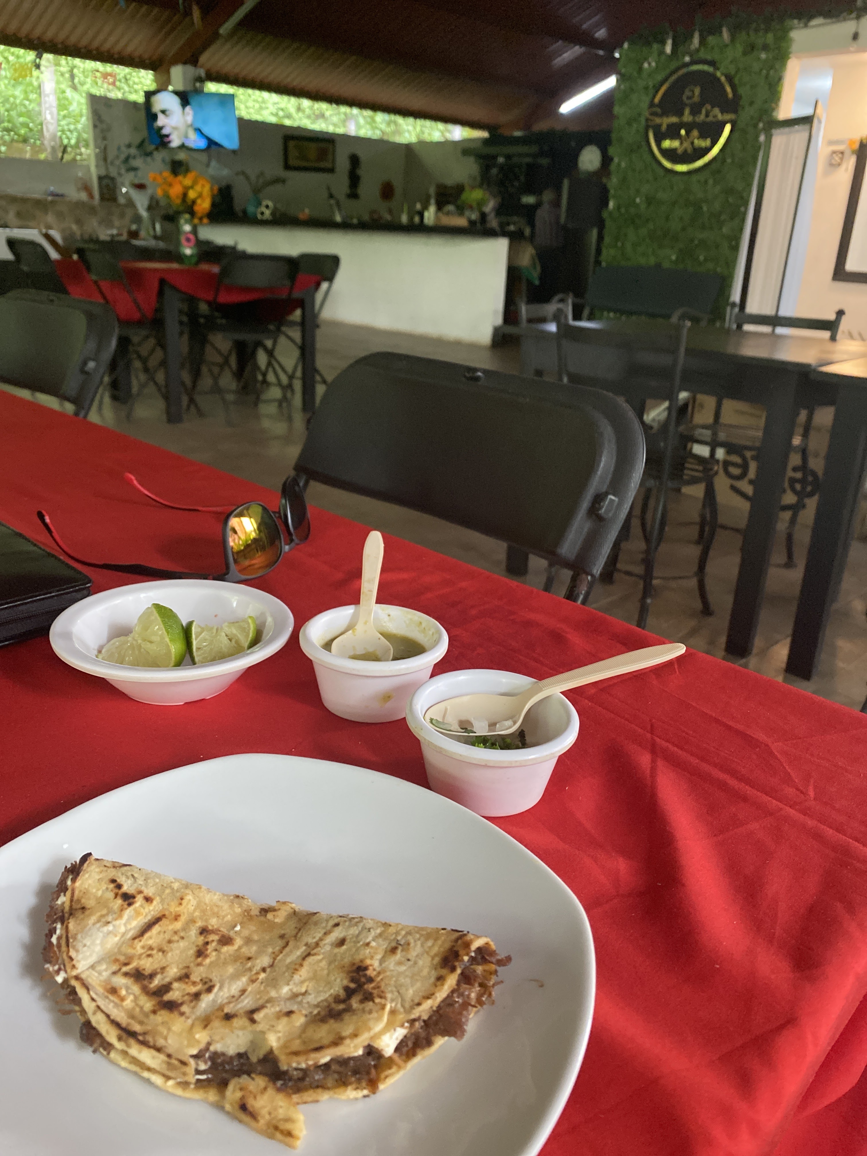 El Sazón de Loren image 7