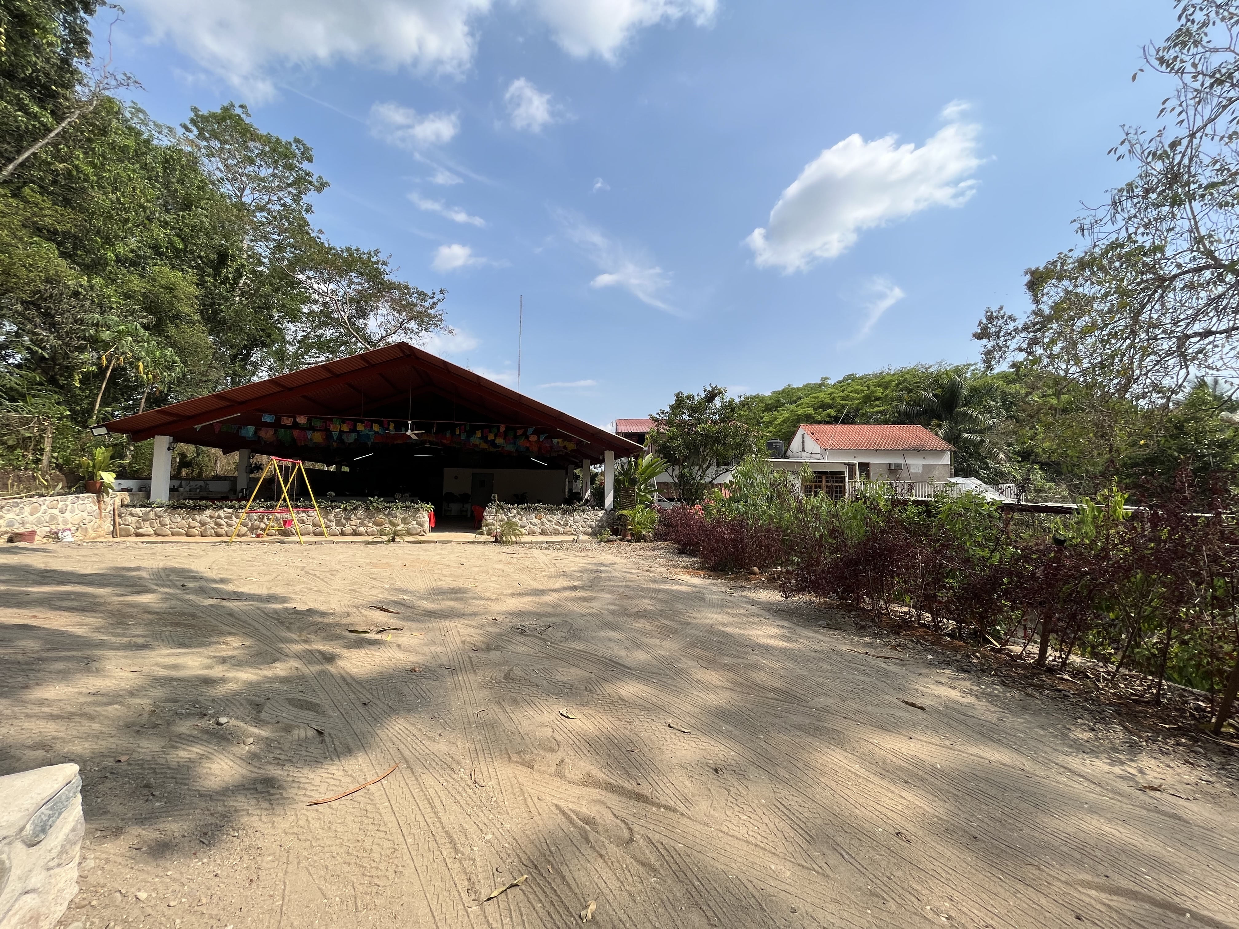 El Sazón de Loren image 8