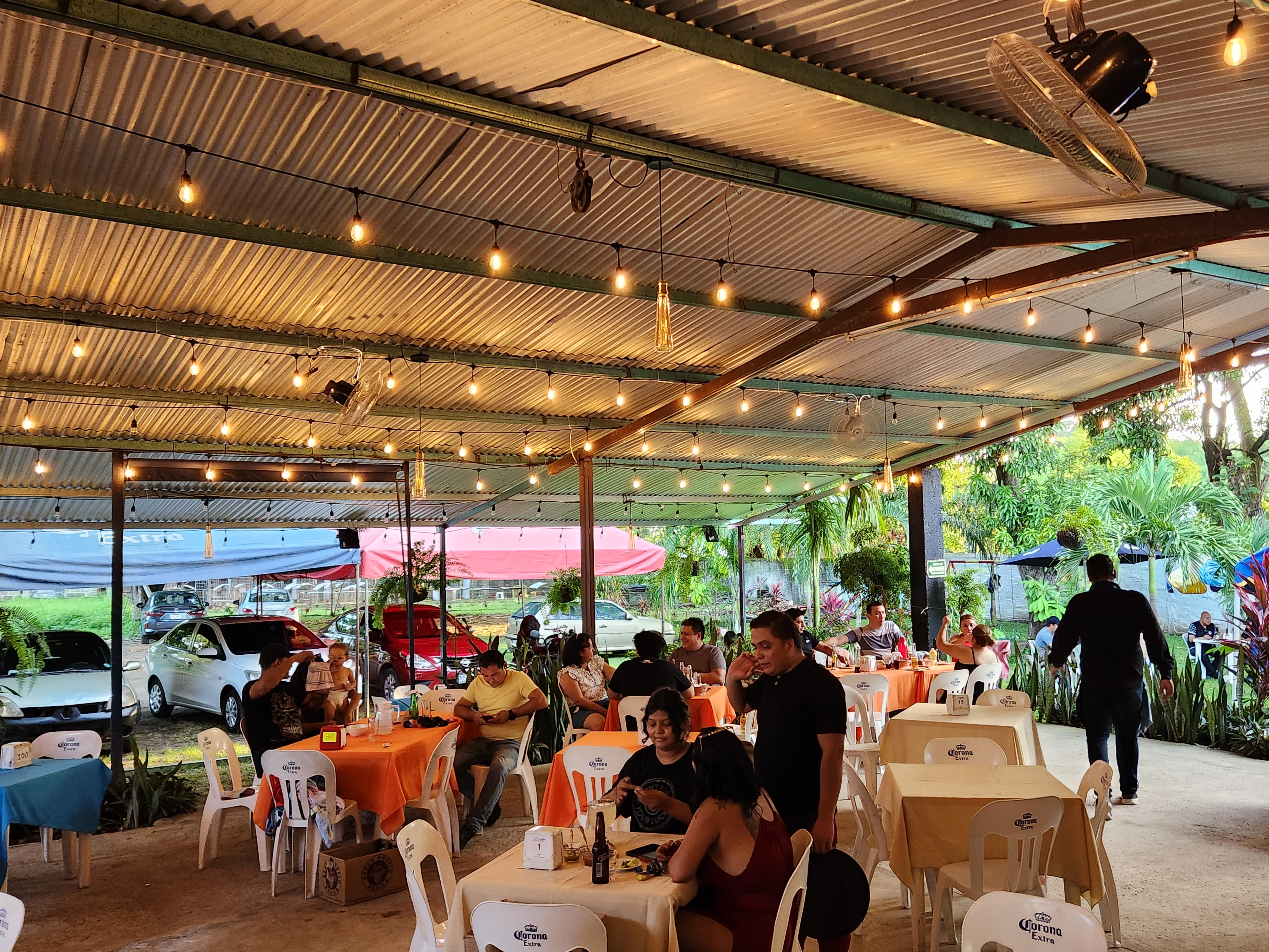 Restaurant Familiar "La Quinta" image 1