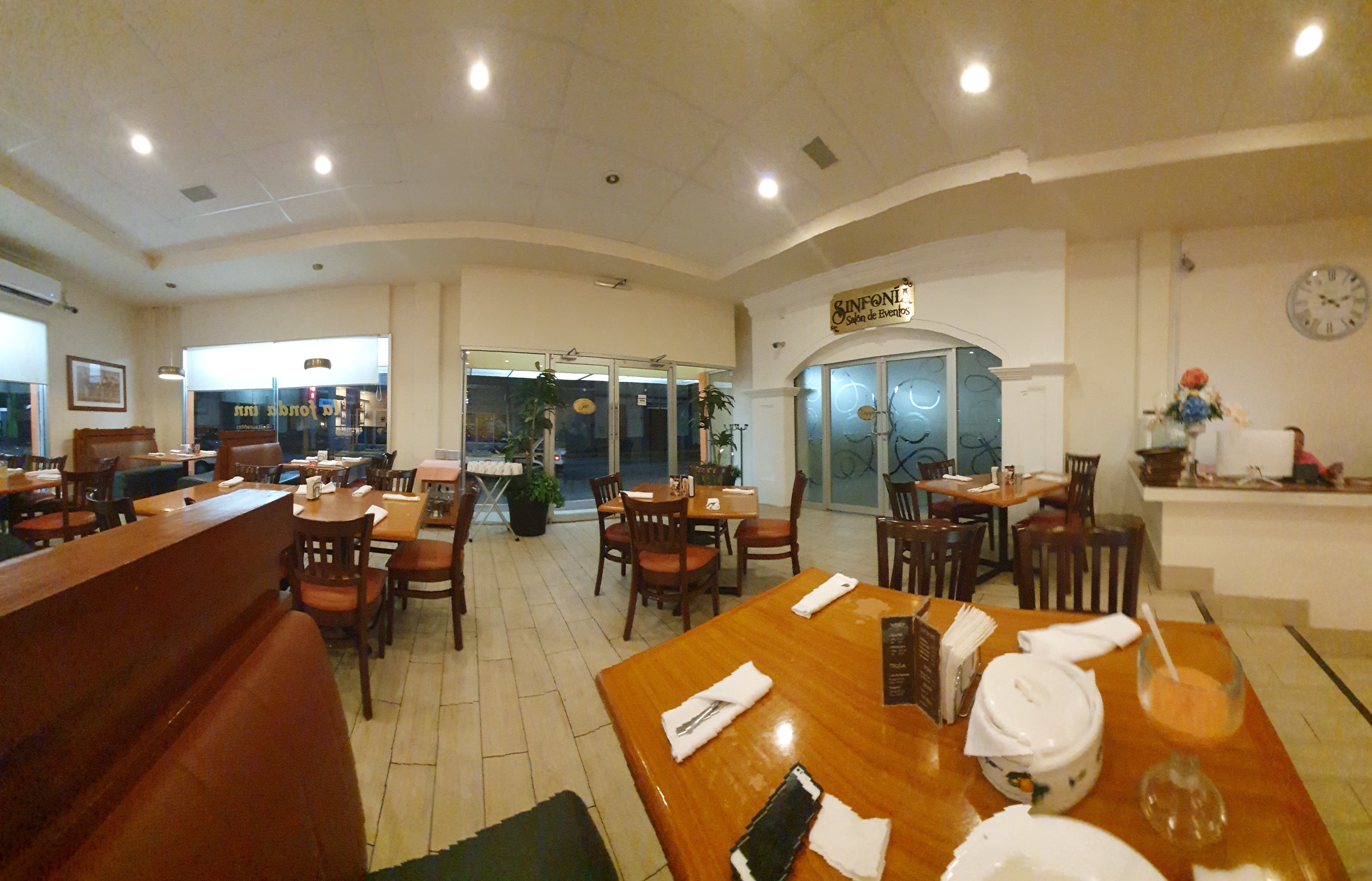 La Fonda Inn image 7