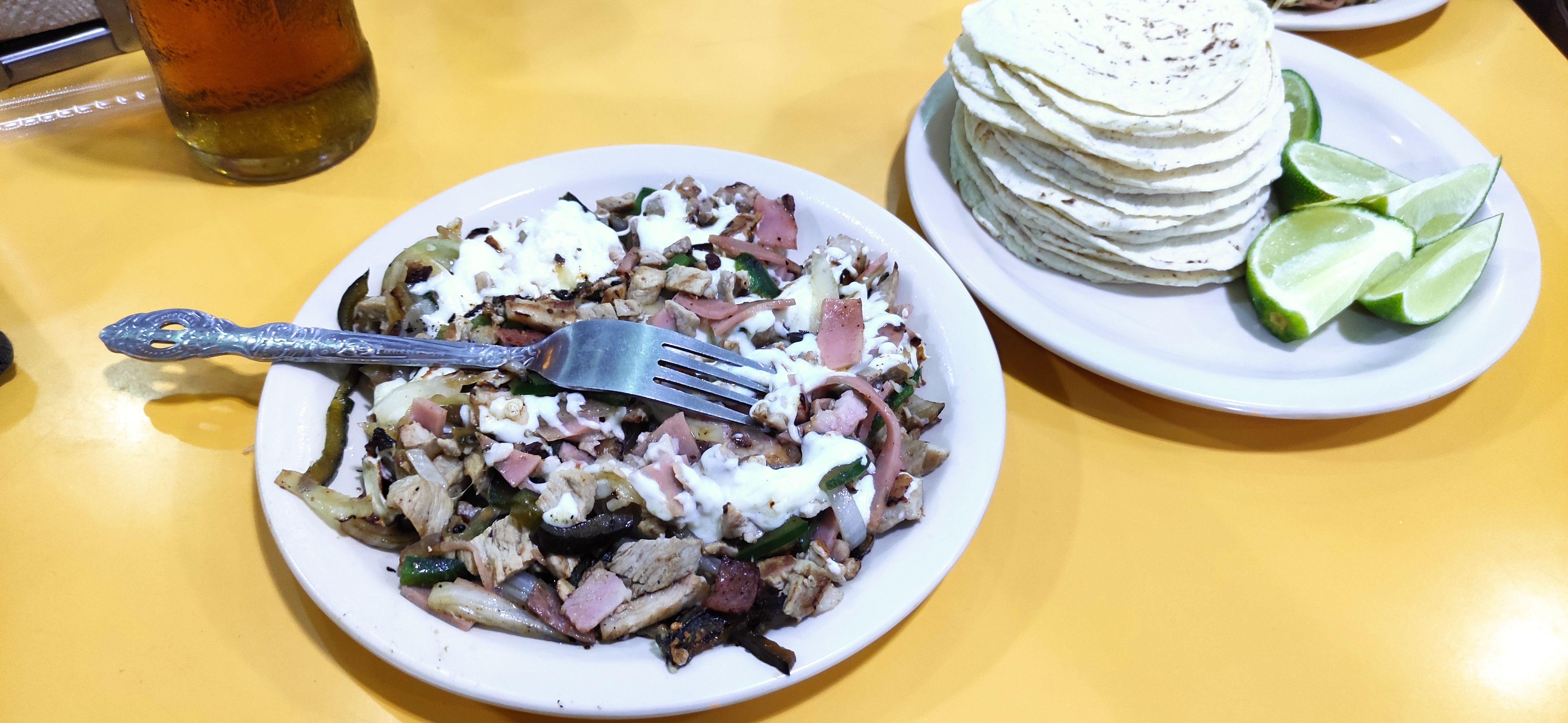 Restaurante El carboncito image 2