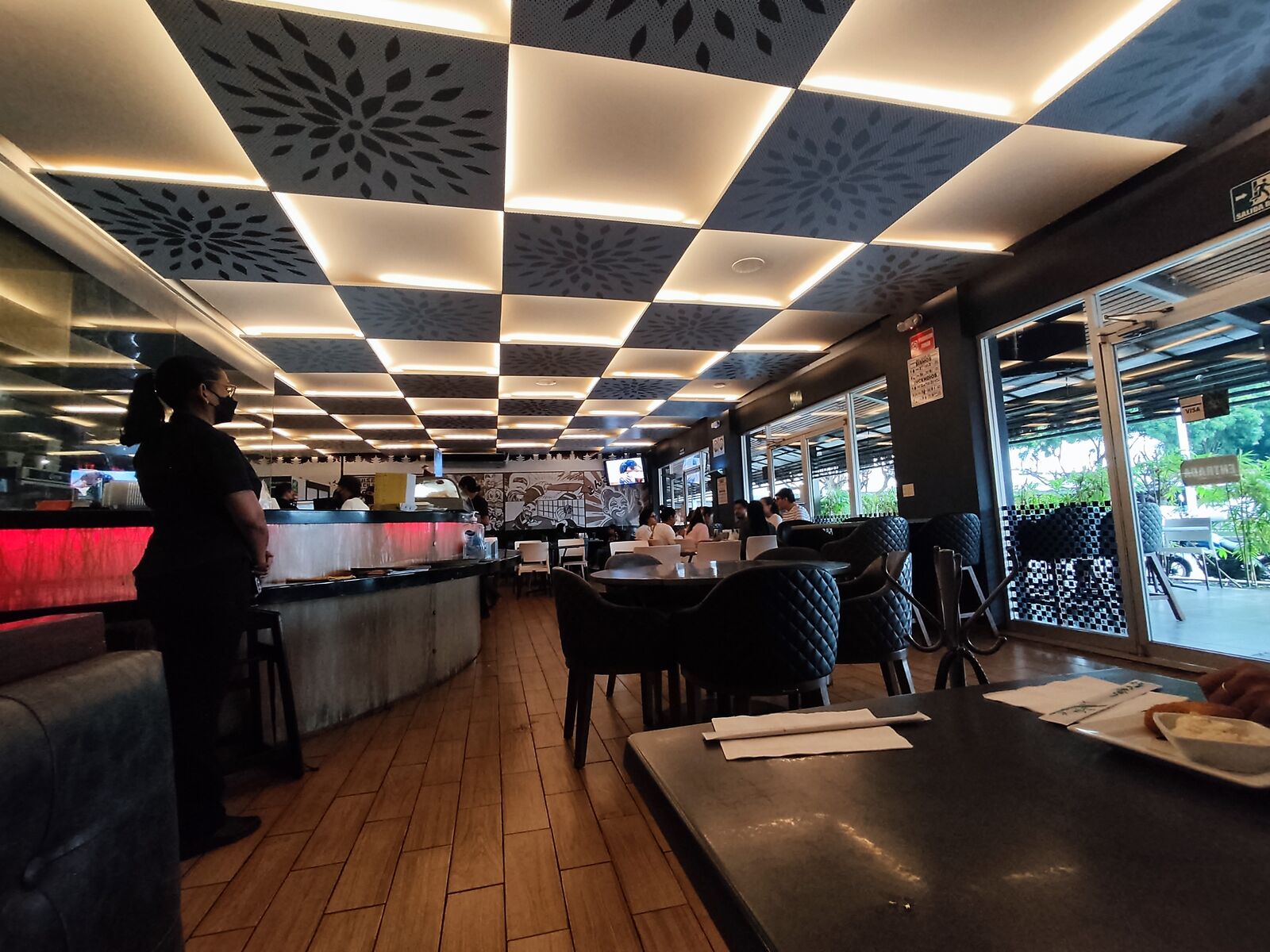 Sensei Sushi Bar image 1