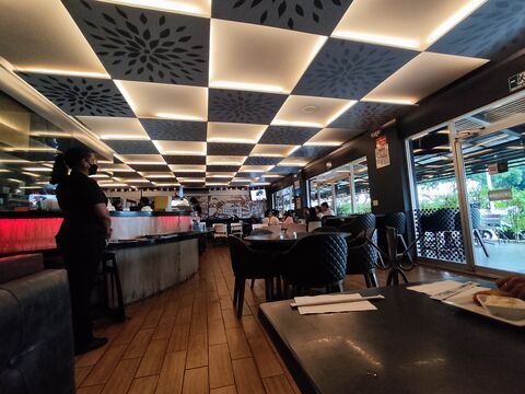 Sensei Sushi Bar image 1
