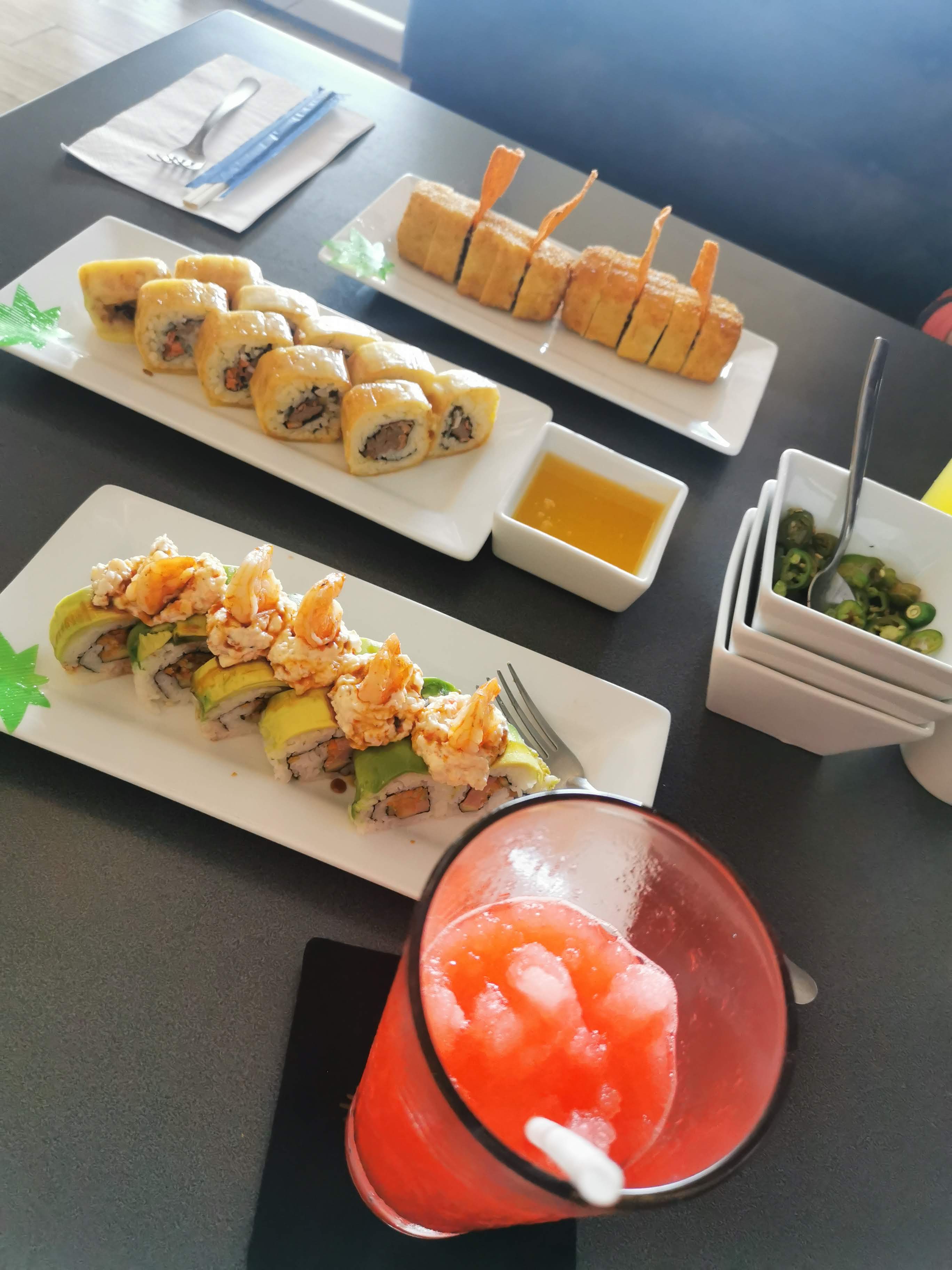 Sensei Sushi Bar image 5