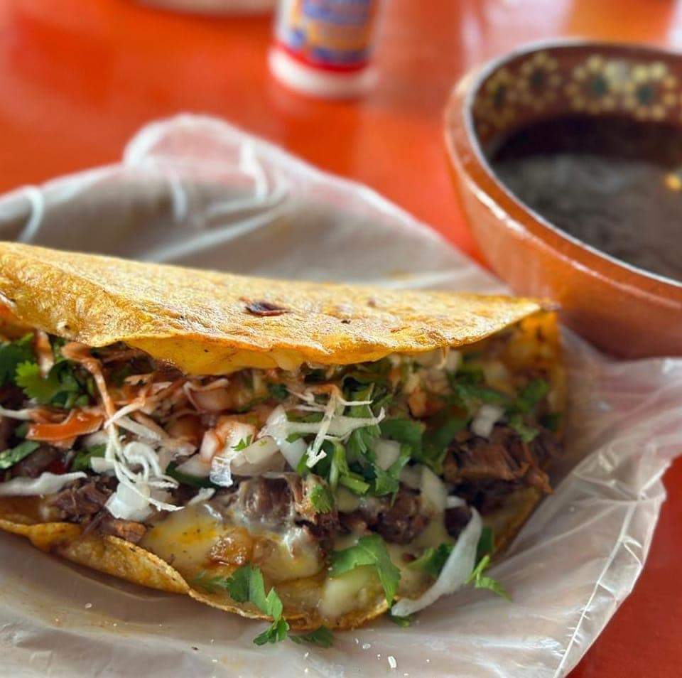 Birrieria y Cenaduria Ochoa image 3