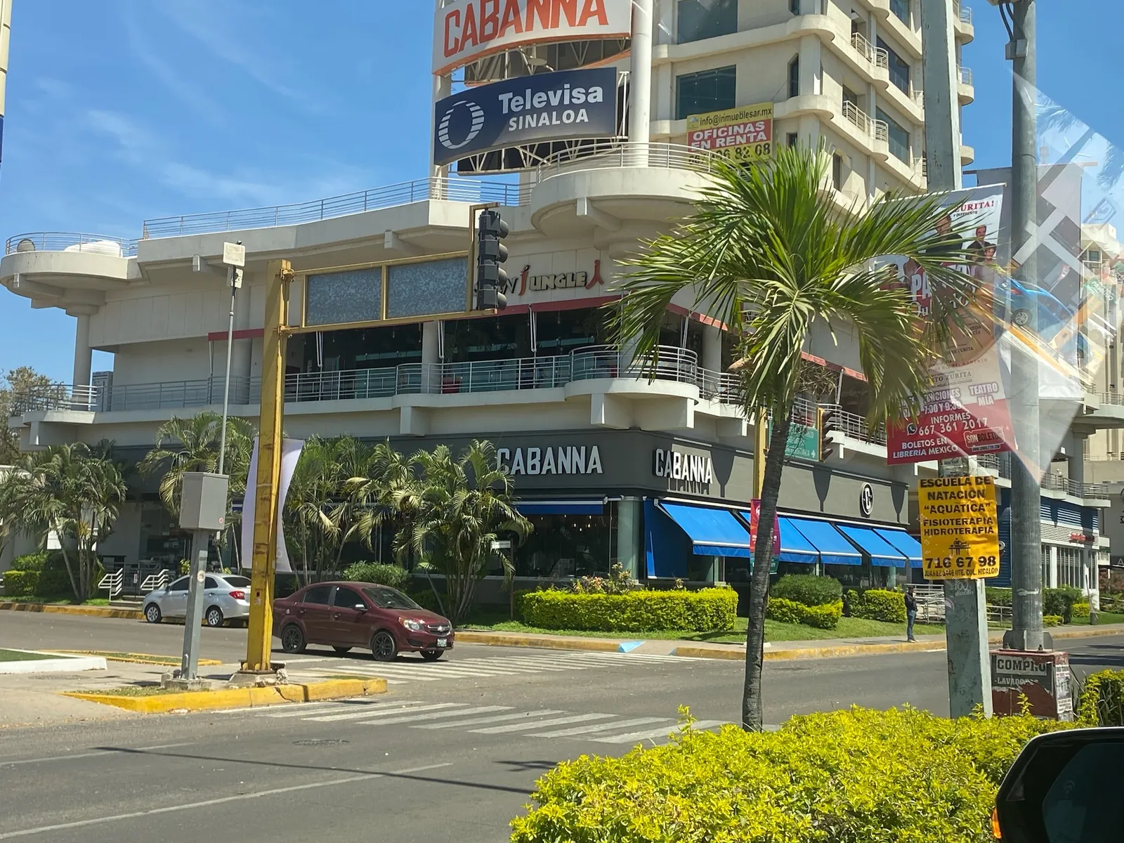 Cabanna Restaurant image 7