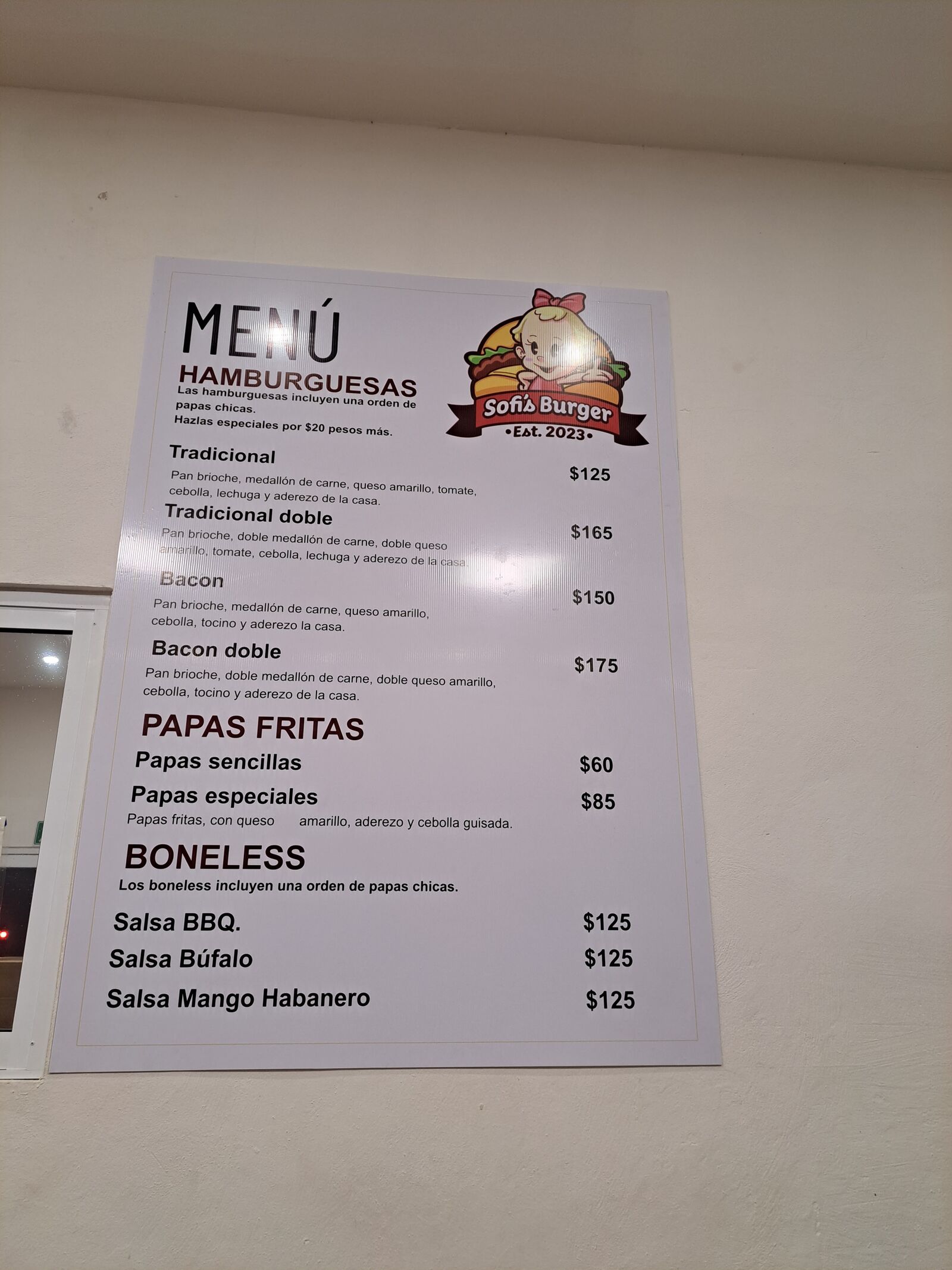 Sofi's burger image 3