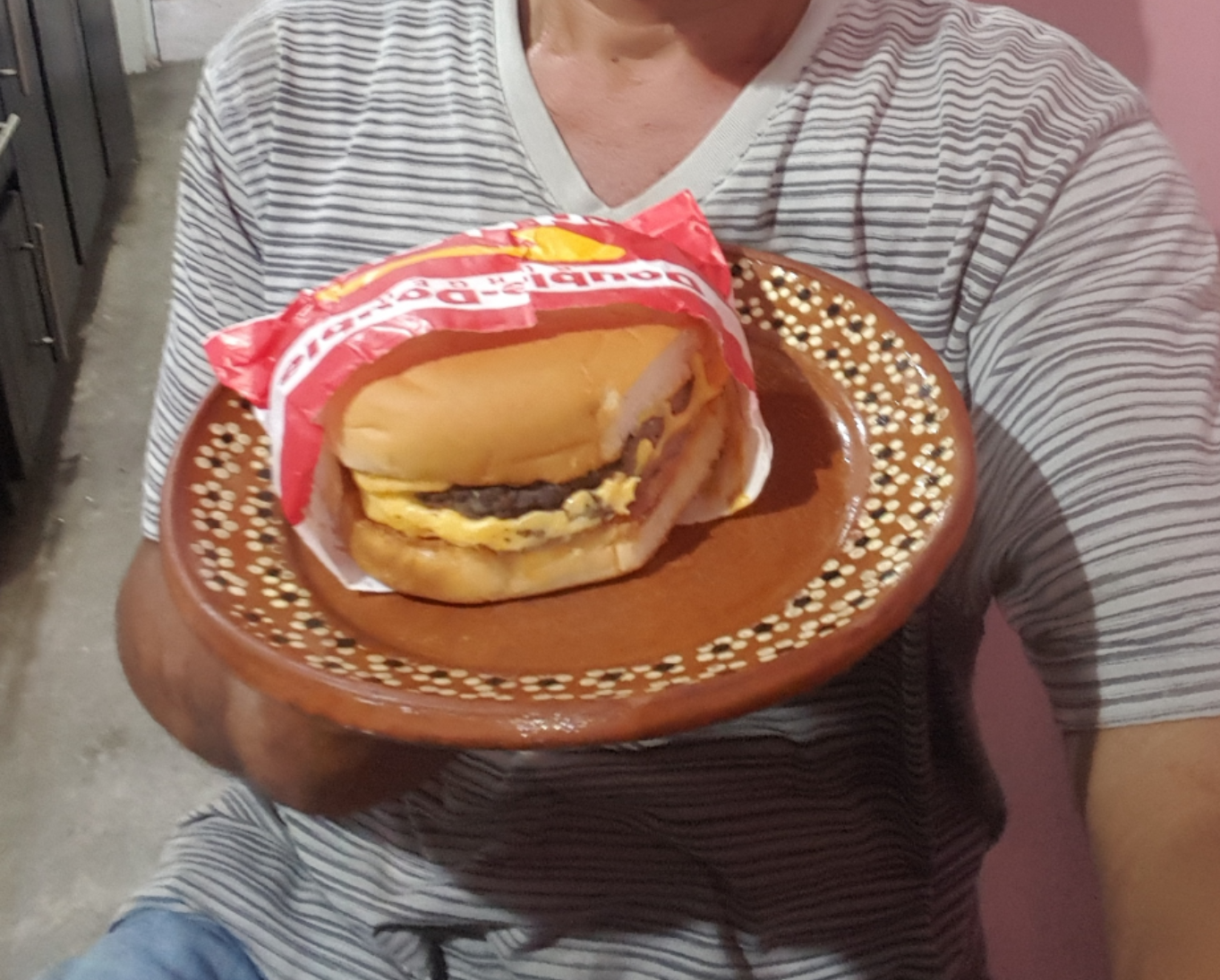 Sofi's burger image 5