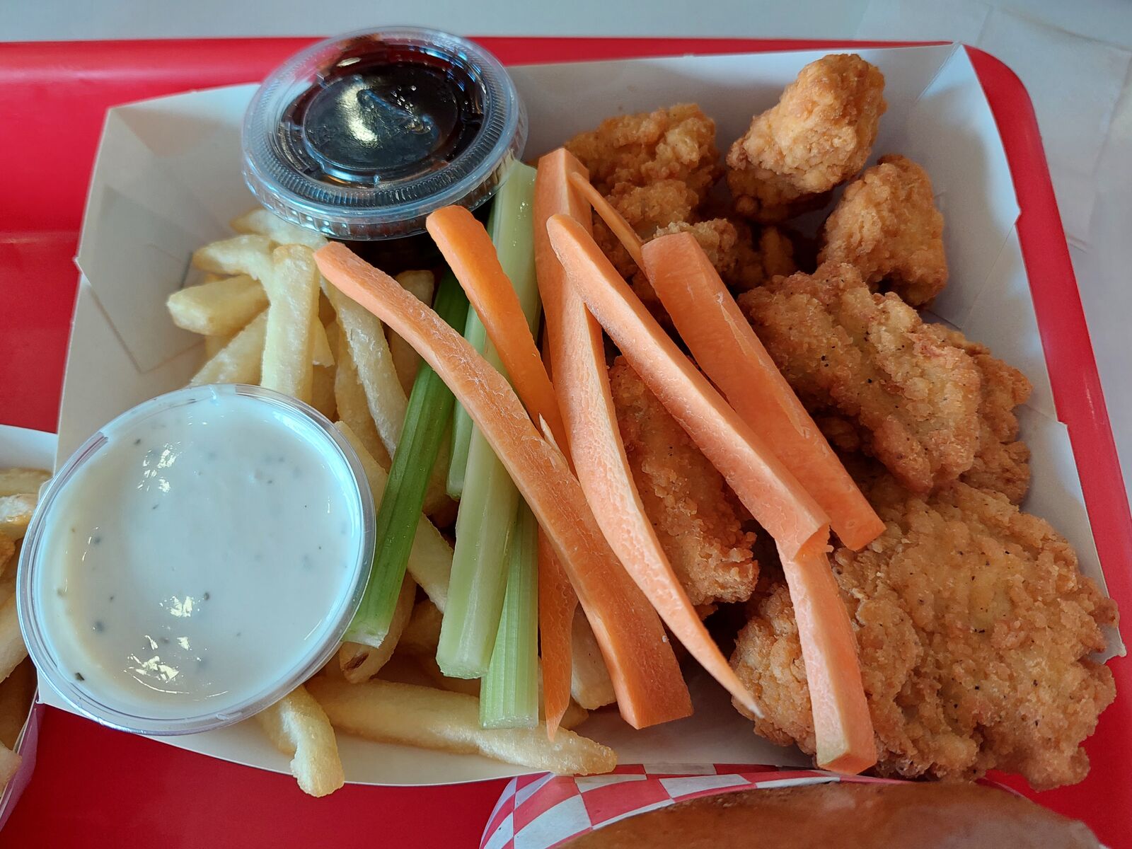 Sofi's burger image 7