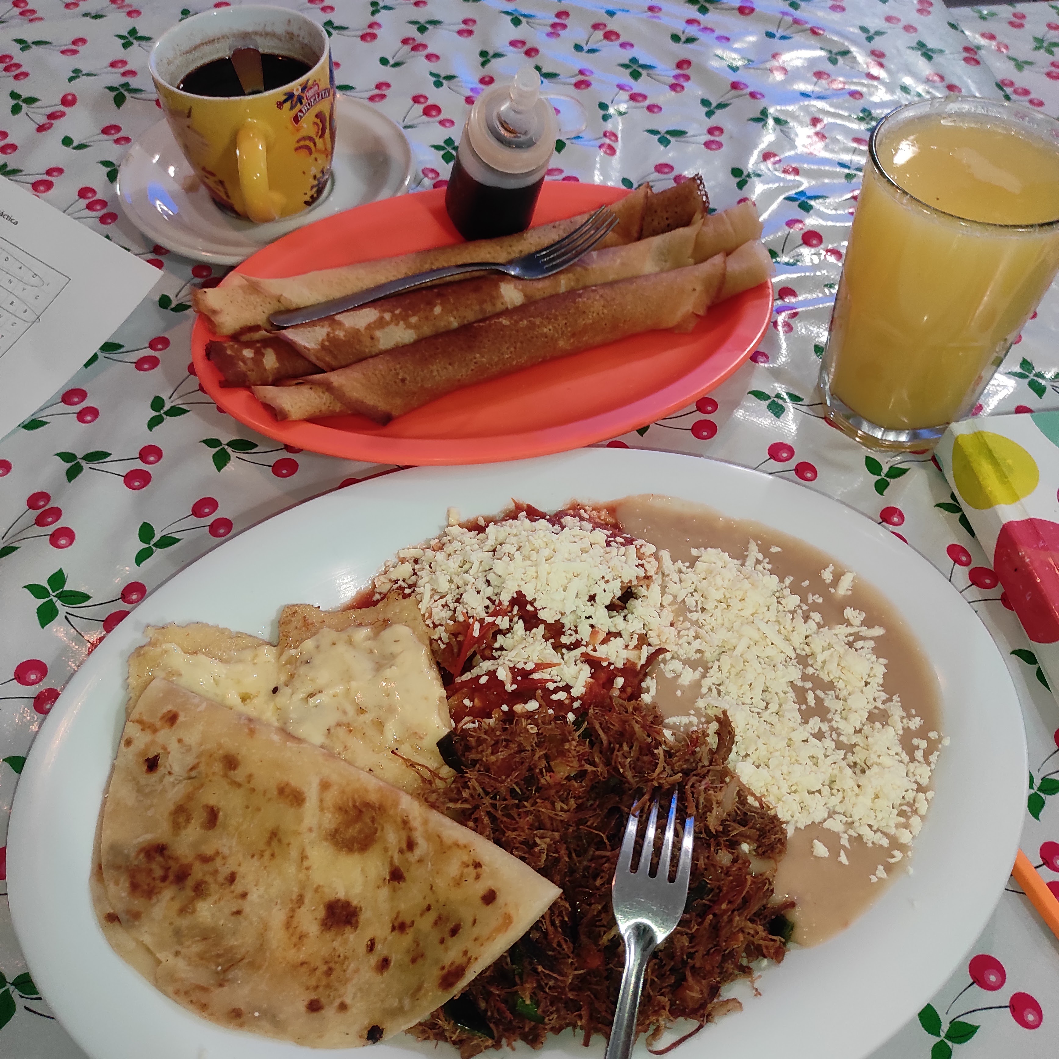 El Gallito Restaurante Suc. Central Millenium image 3