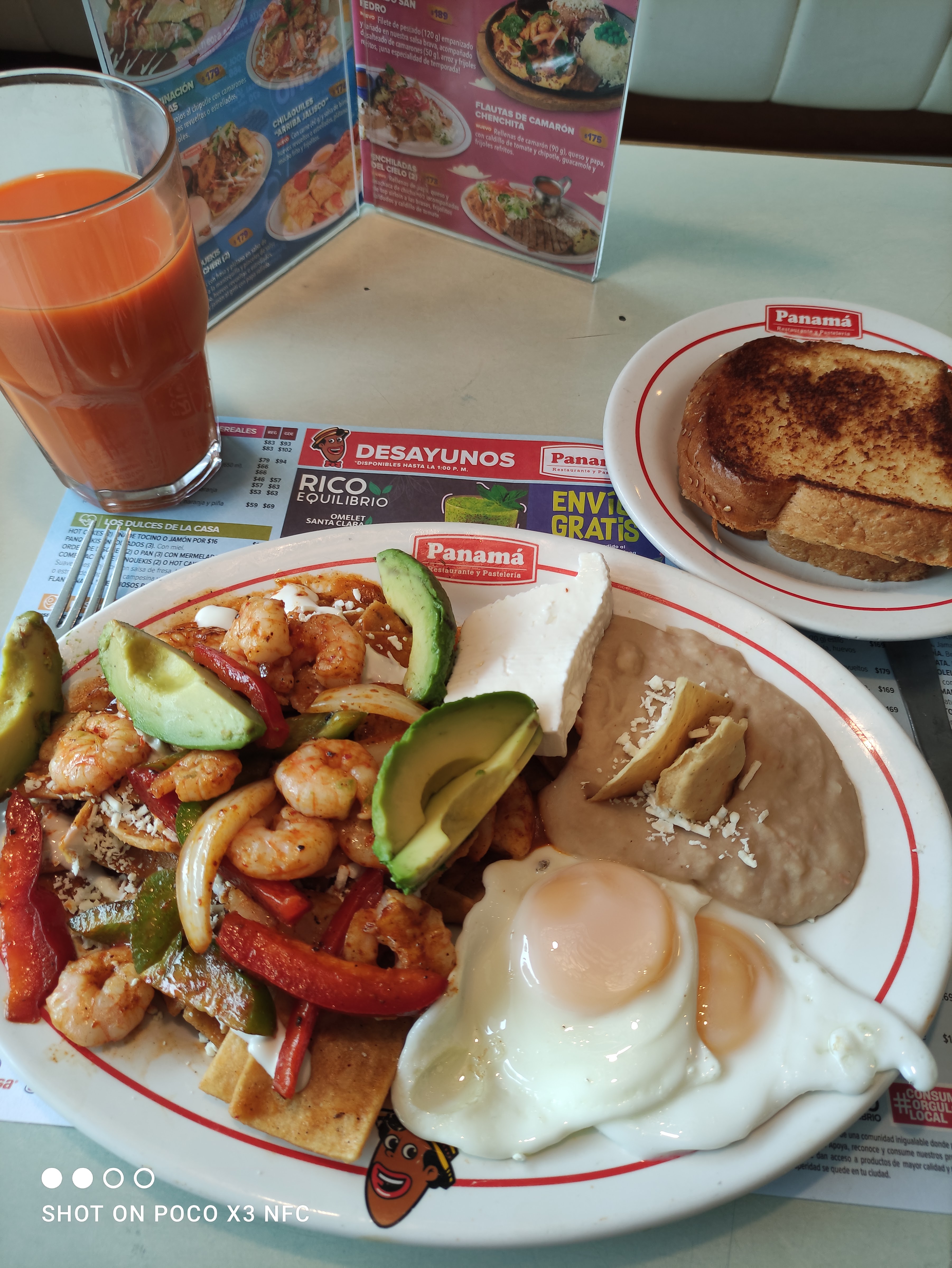 Restaurantes y Pastelerías Panamá Constitución image 6