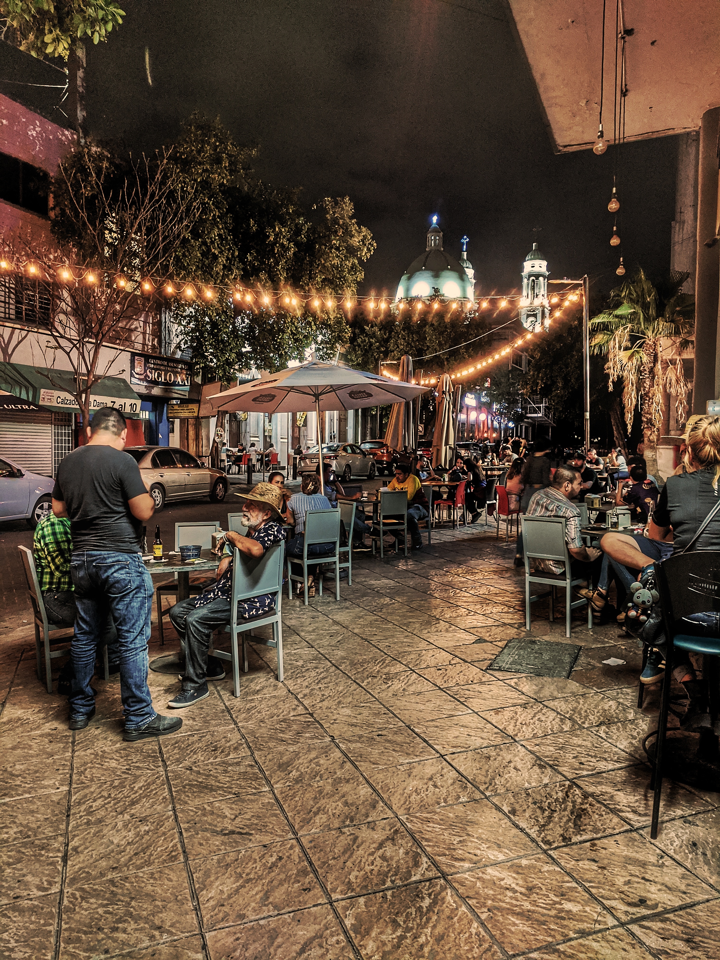 La Bodega Wings & Beer image 1