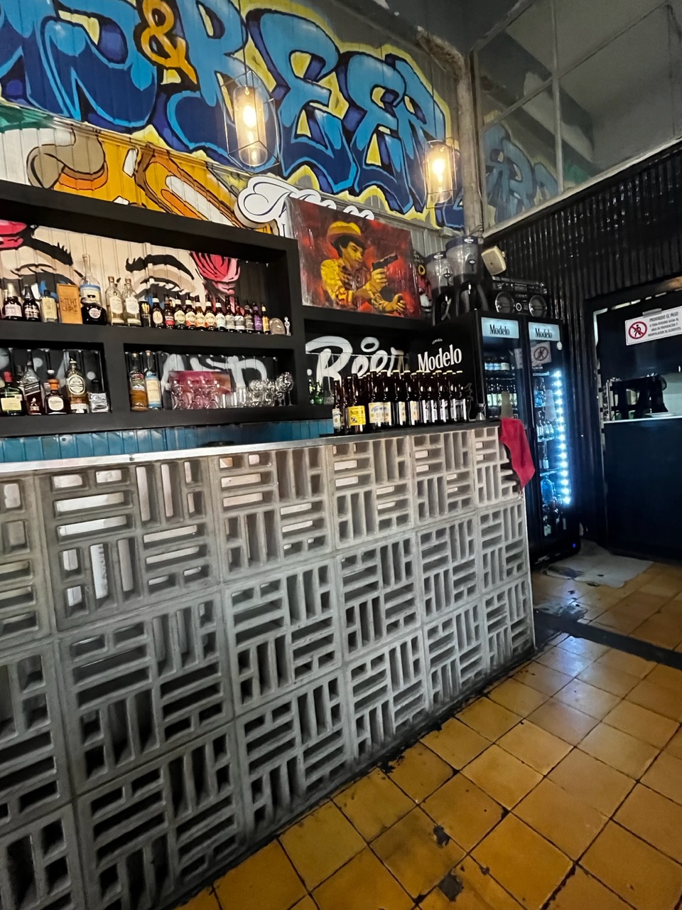 La Bodega Wings & Beer image 3