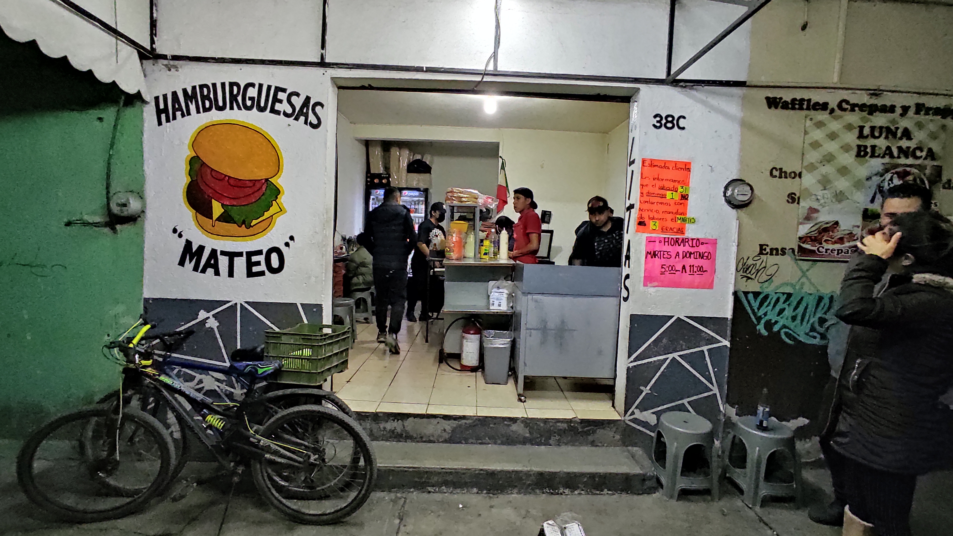 Hamburguesas Mateo image 1