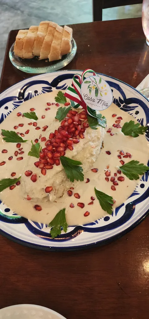 CASA MIA image 4
