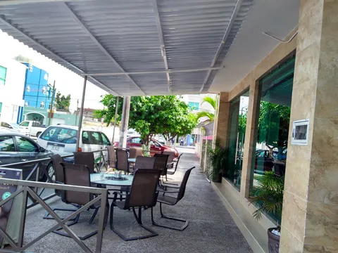 La Huerta Restaurante image 4