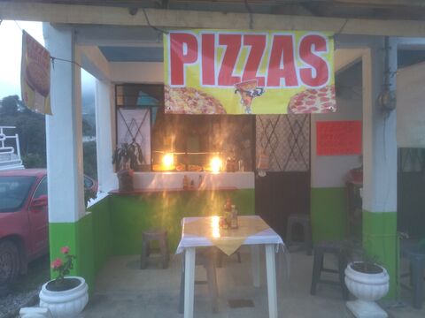 Pizzas Damia image 6
