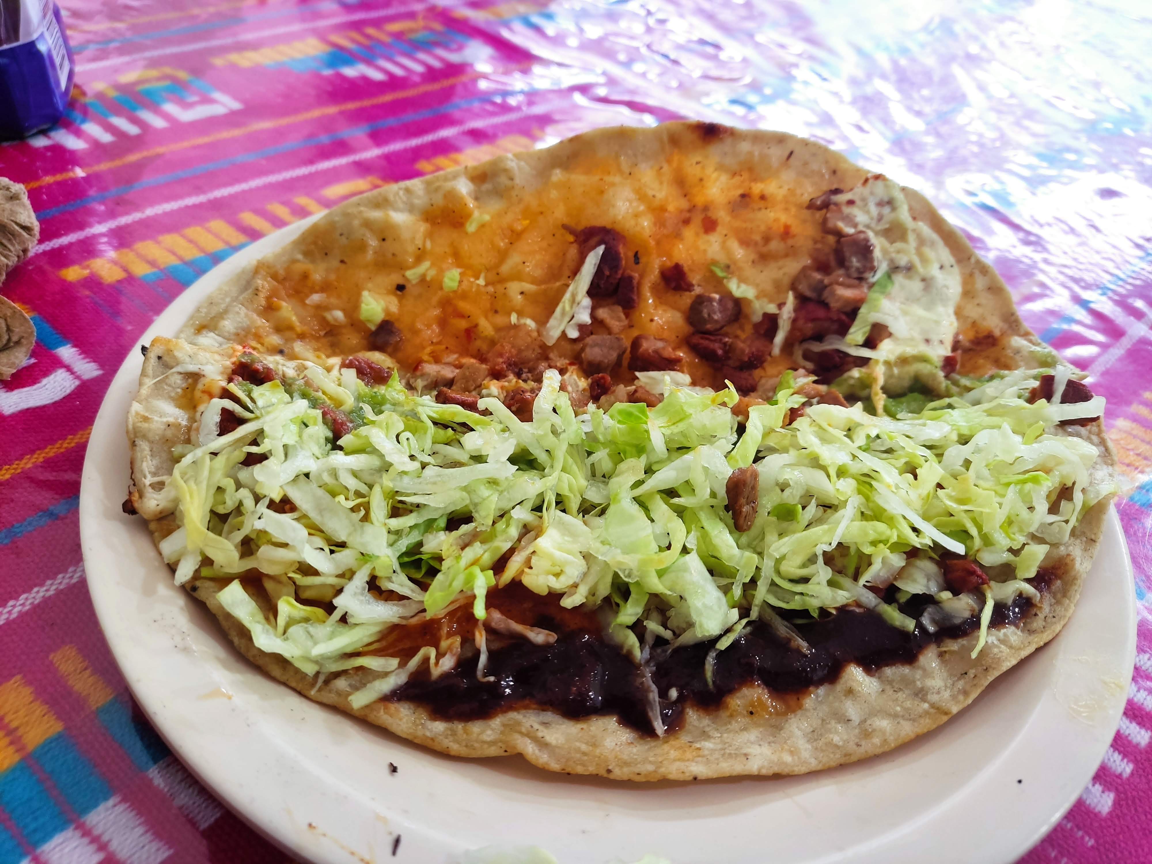 LOS TACONES, TAQUERÍA image 3