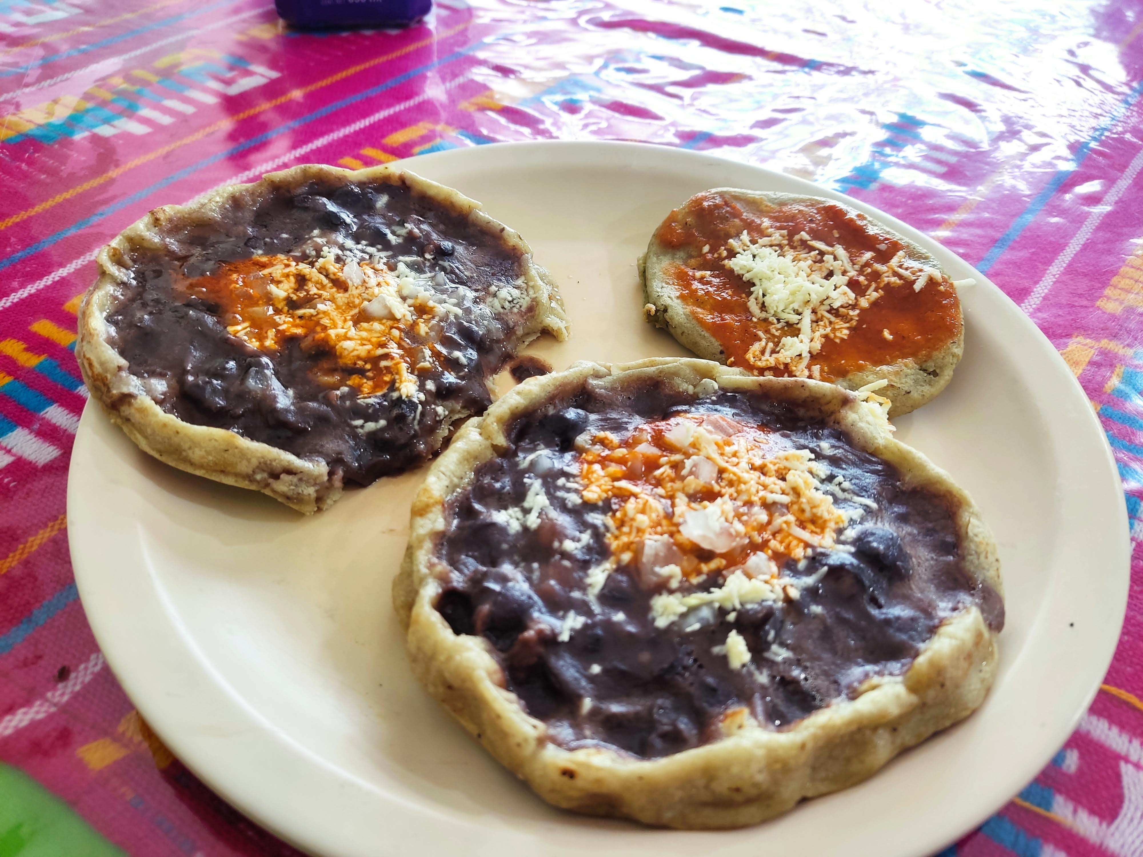 LOS TACONES, TAQUERÍA image 4