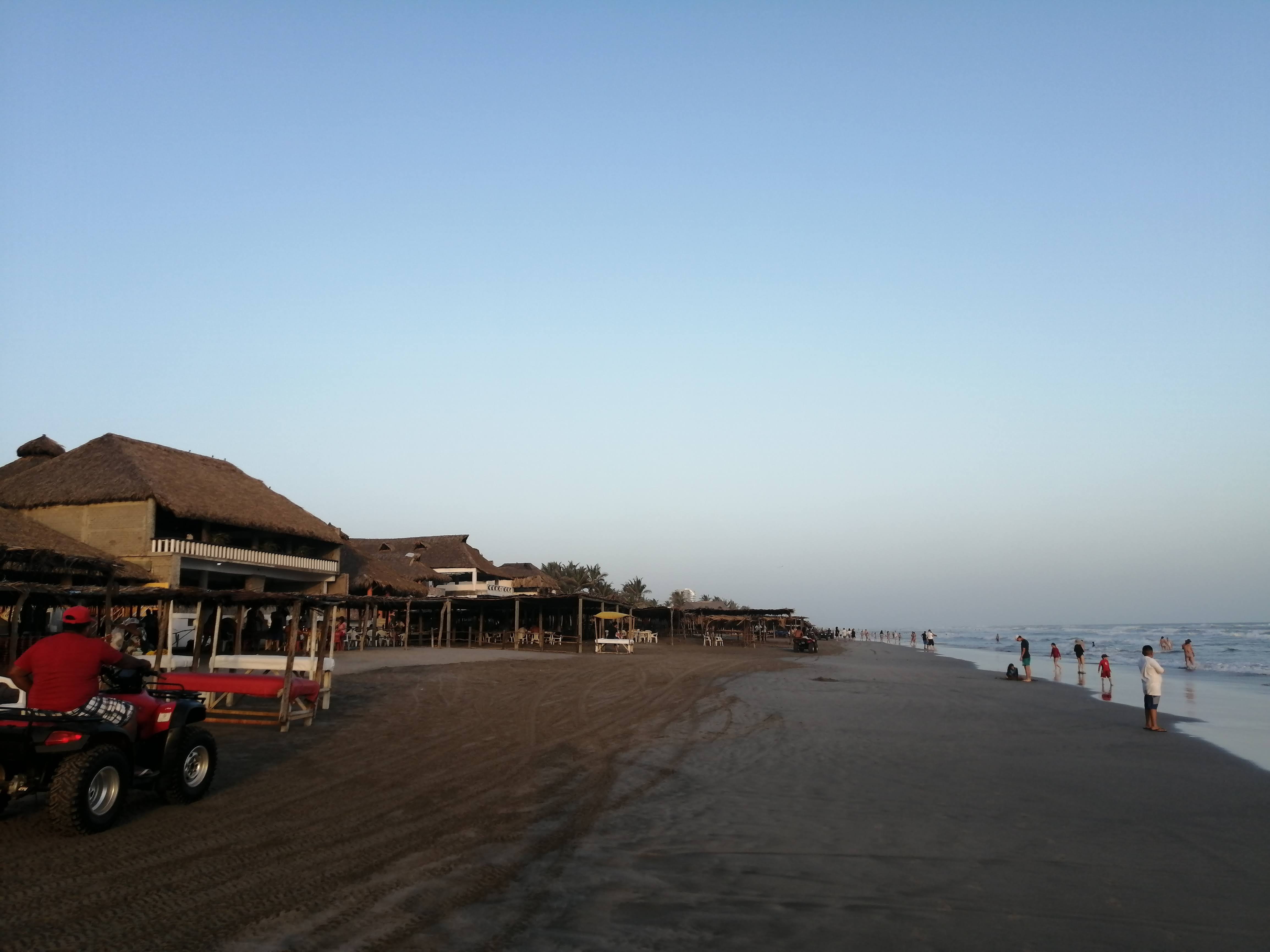 Restaurant-bar - PLAYA HERMOSA image 5