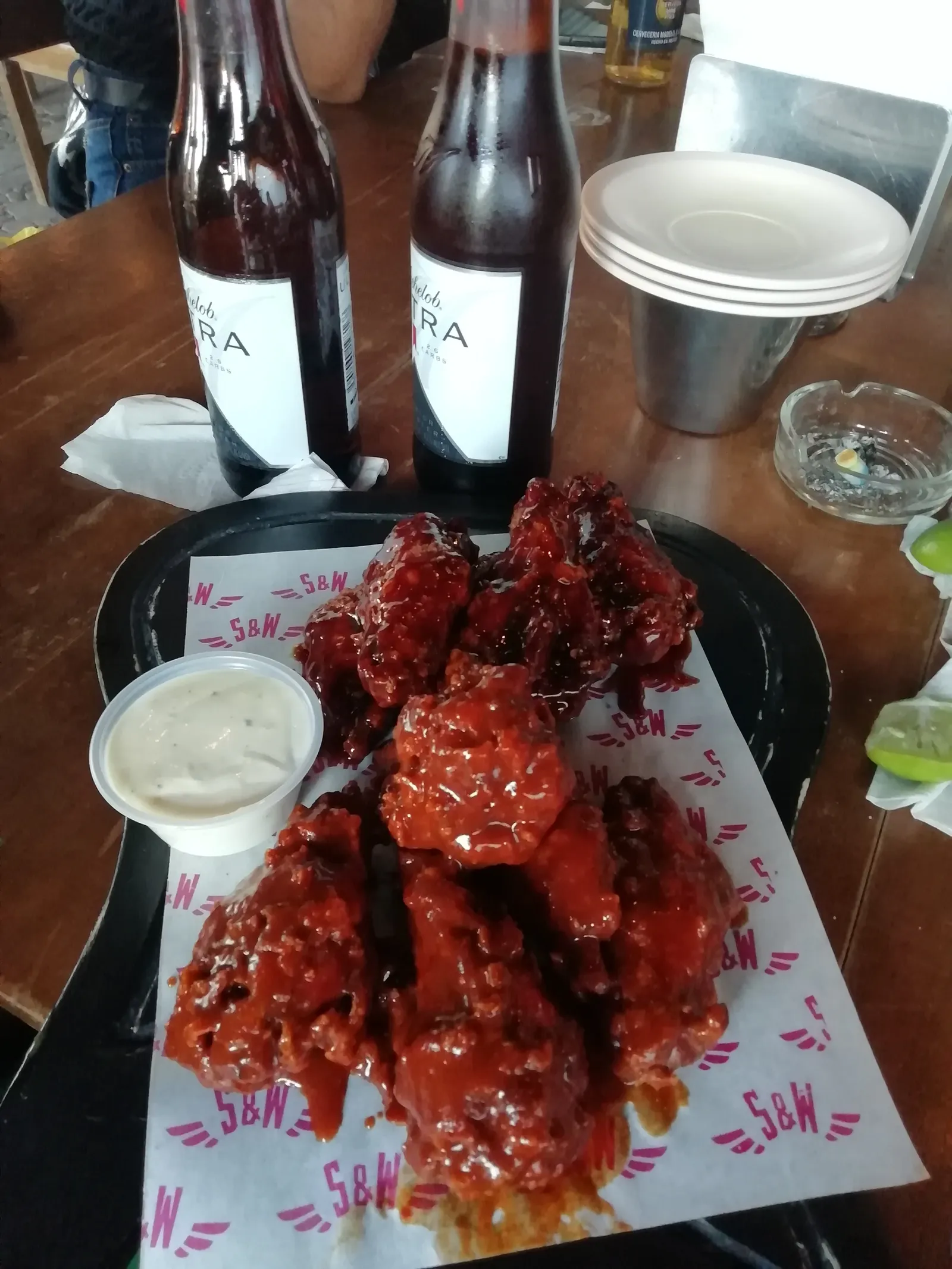 Salads&Wings image 3