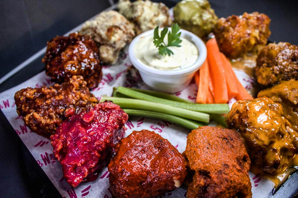 Salads&Wings image 5