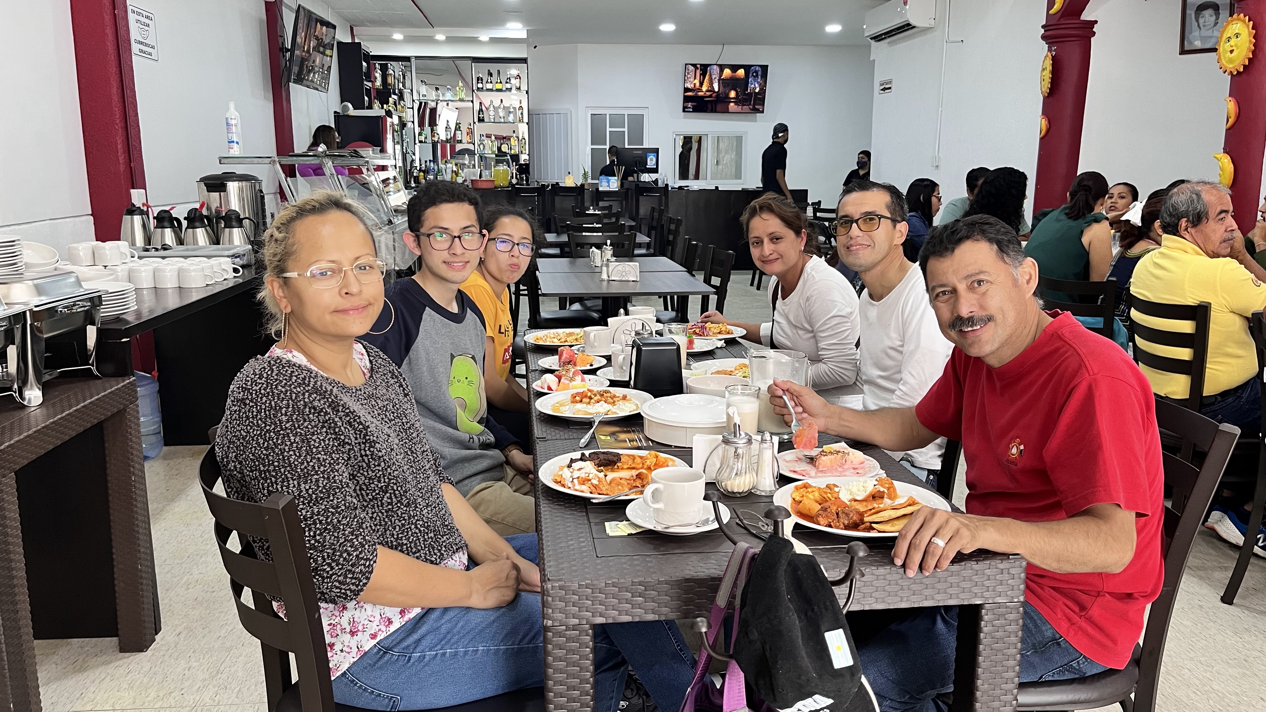 Fonda Doña Elvira Restaurant Buffet image 1