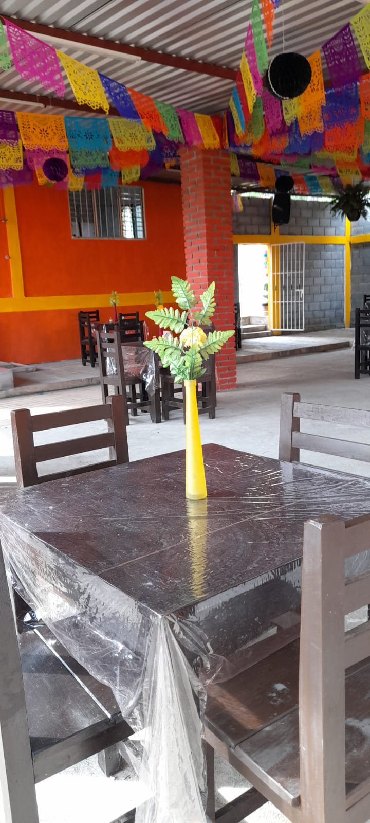 M84 Restaurant-bar image 4