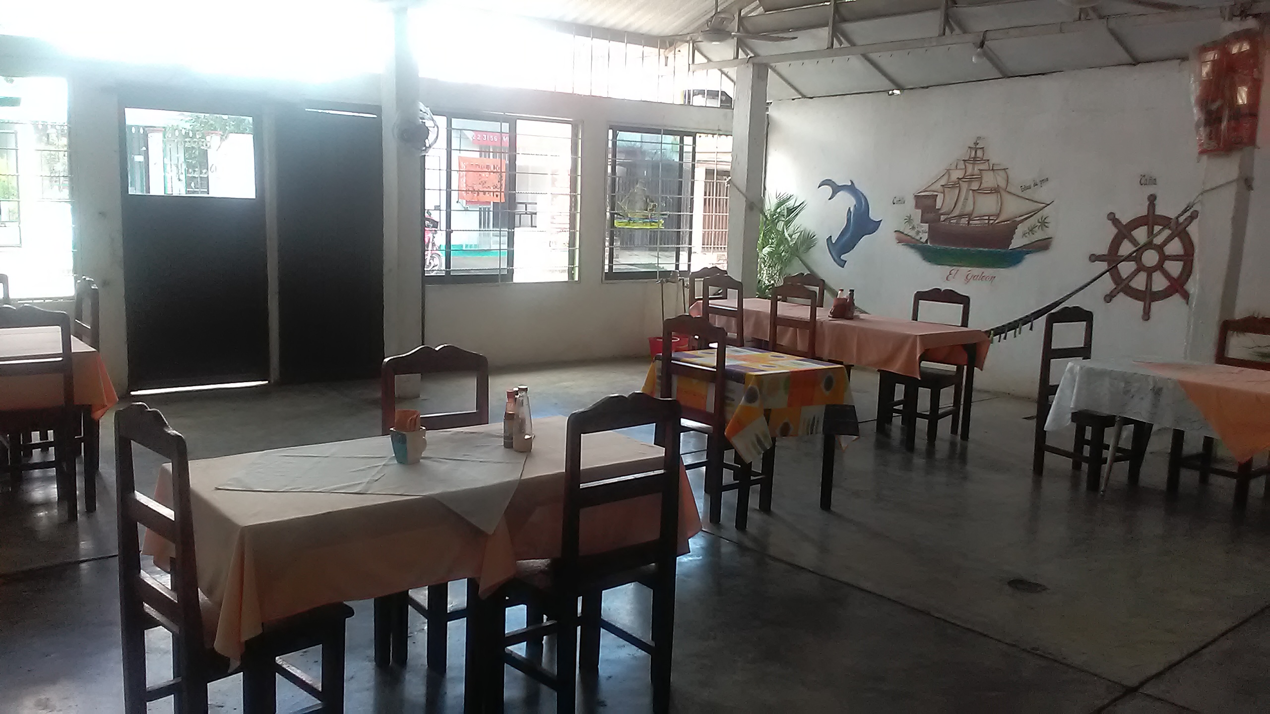 Mariscos"El Galeon" image 1