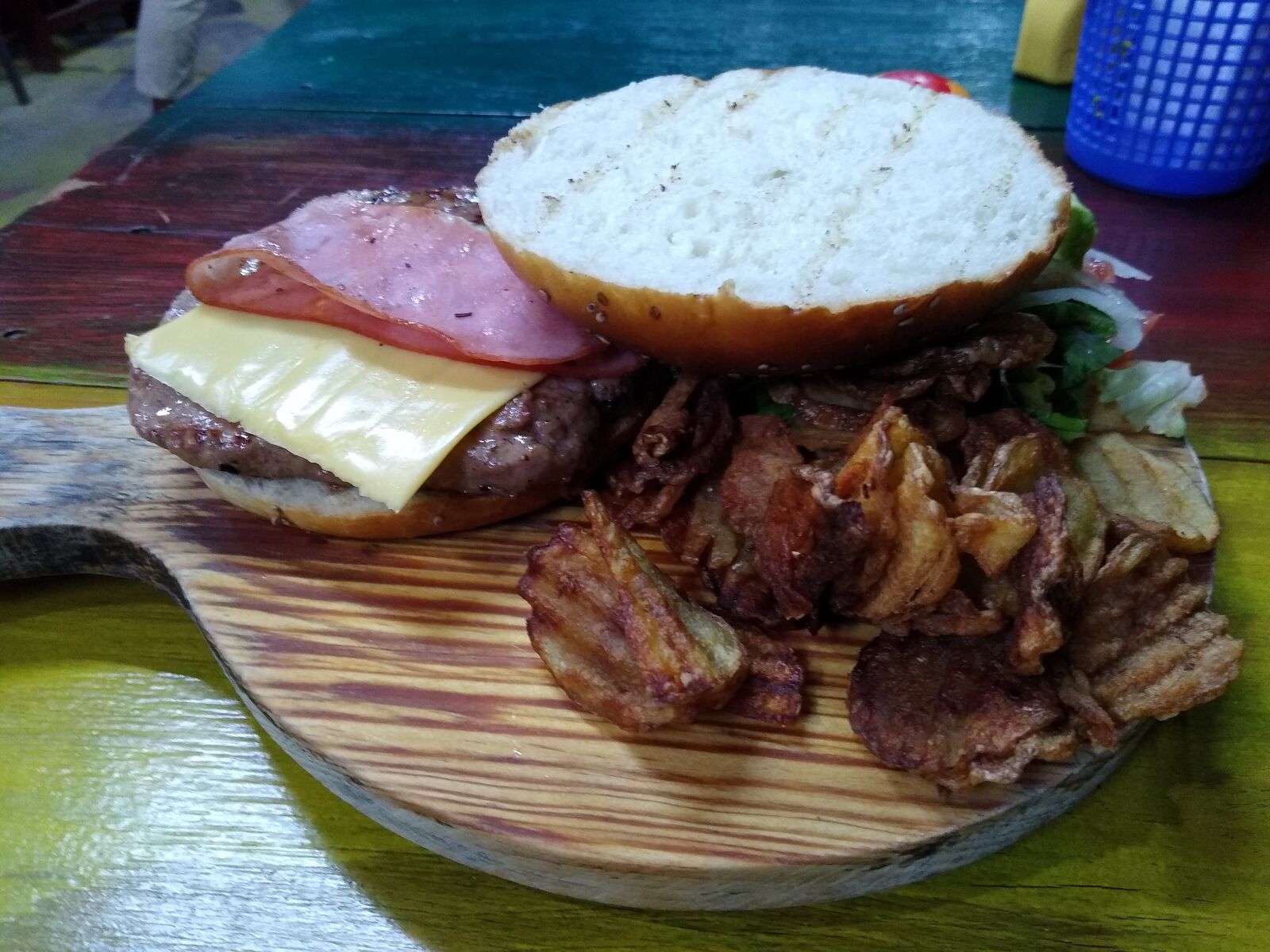 Pacific Grill Burger image 9