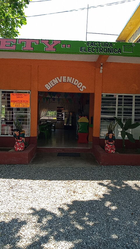RESTAURANT LETY image 3