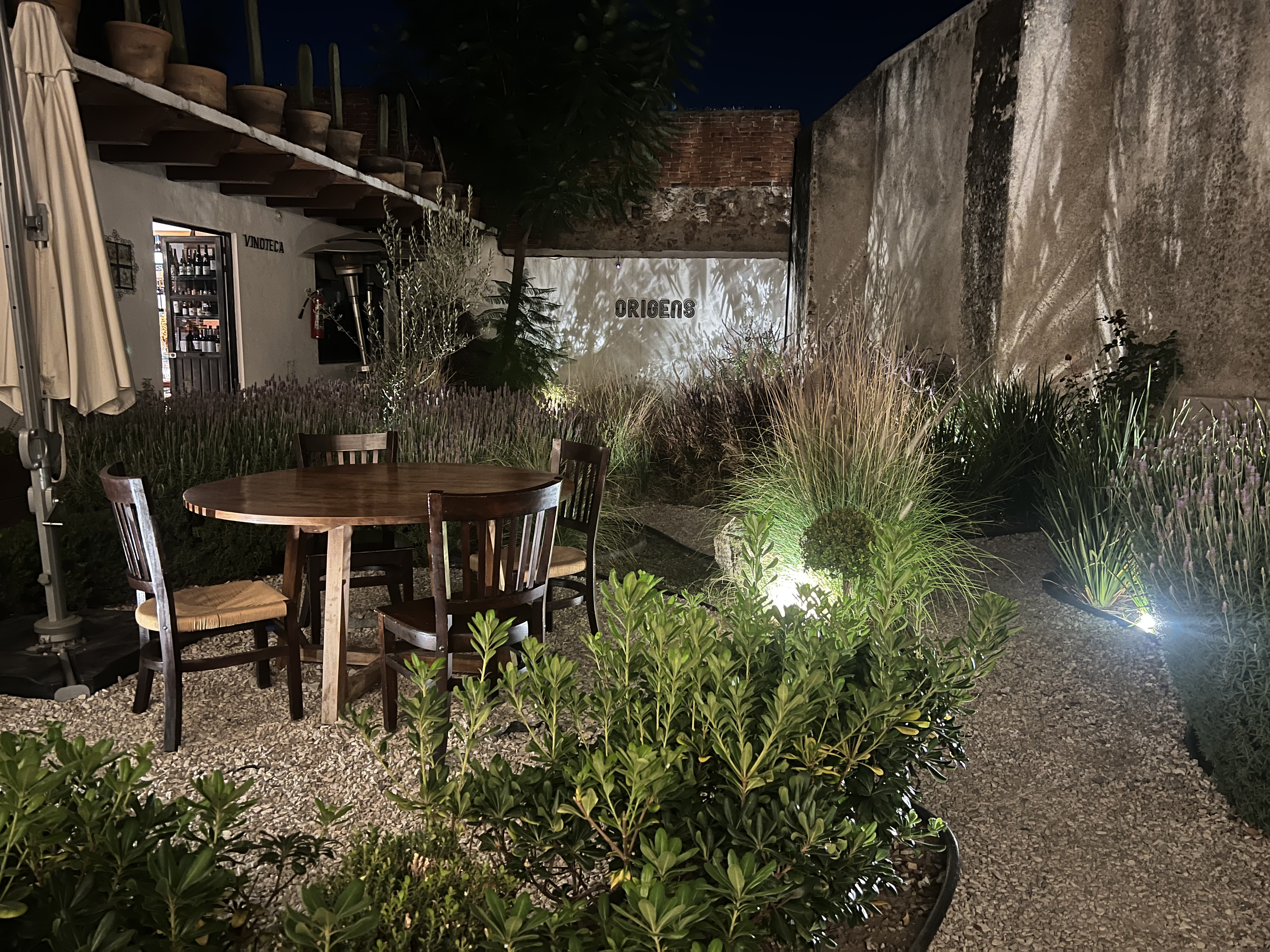 ORIGENS - Cocina Mediterranea image 4