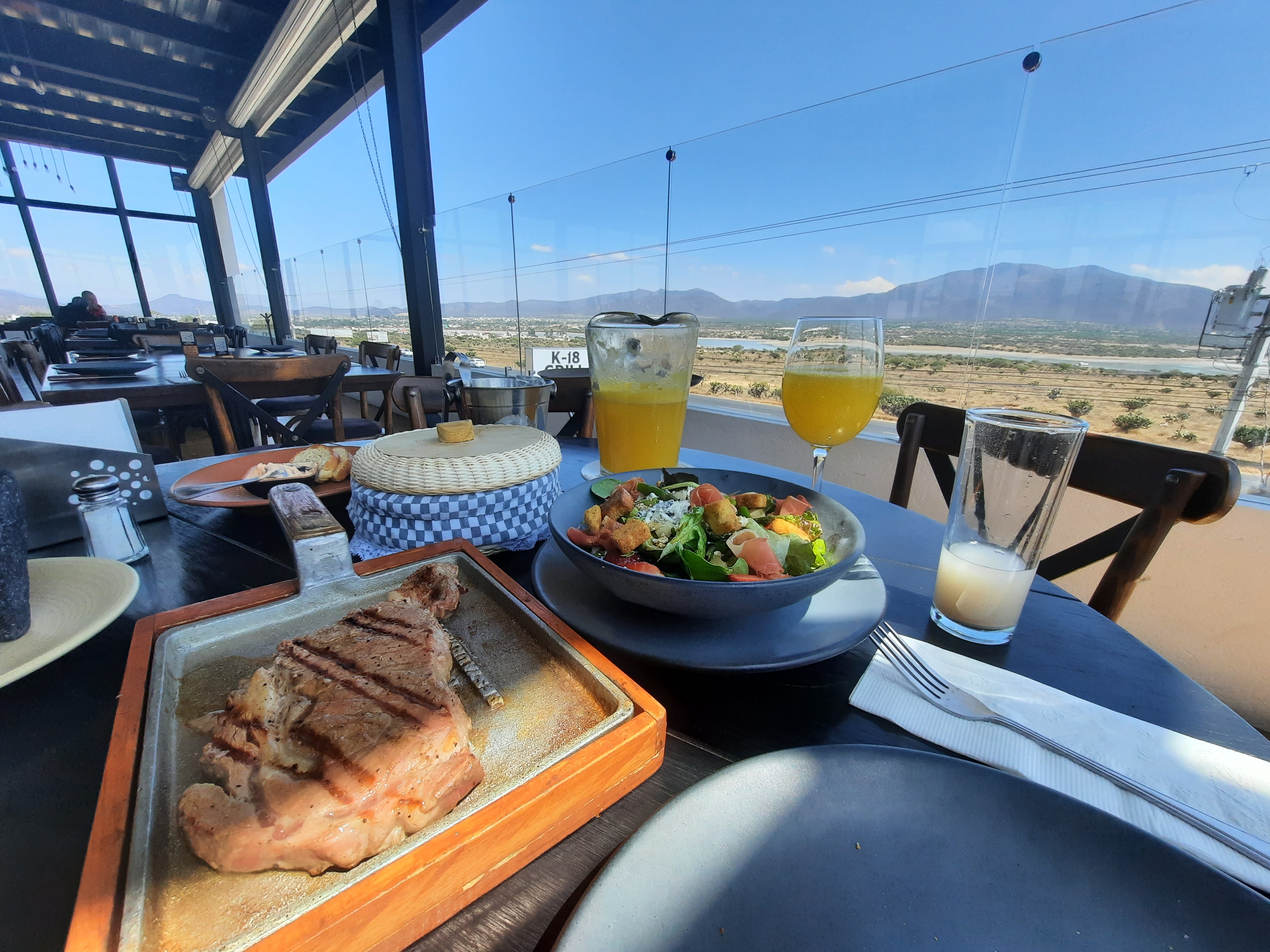 K-18 Grill Restaurante image 6