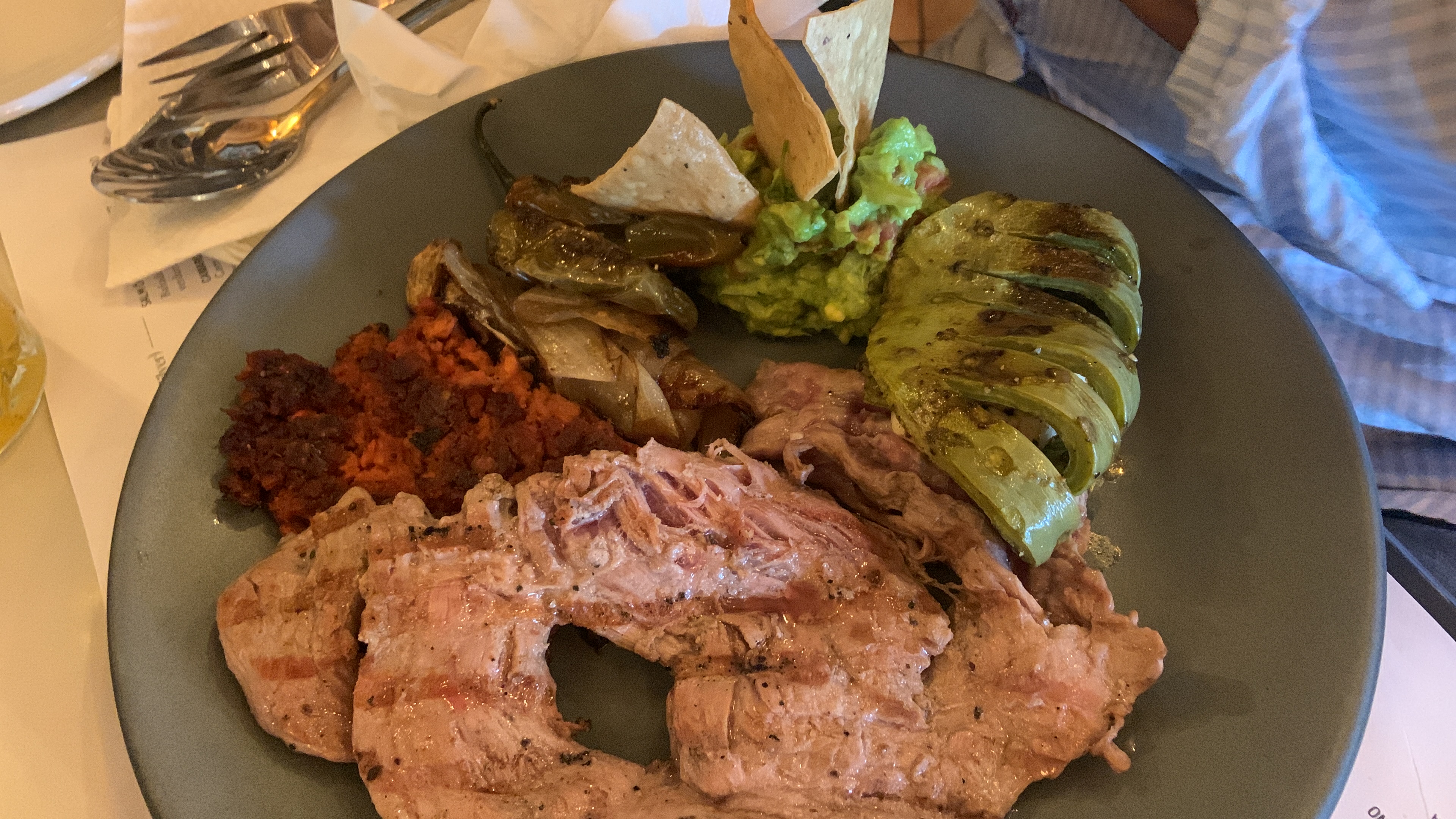 LA DOÑA RESTAURANT GOURMET image 3