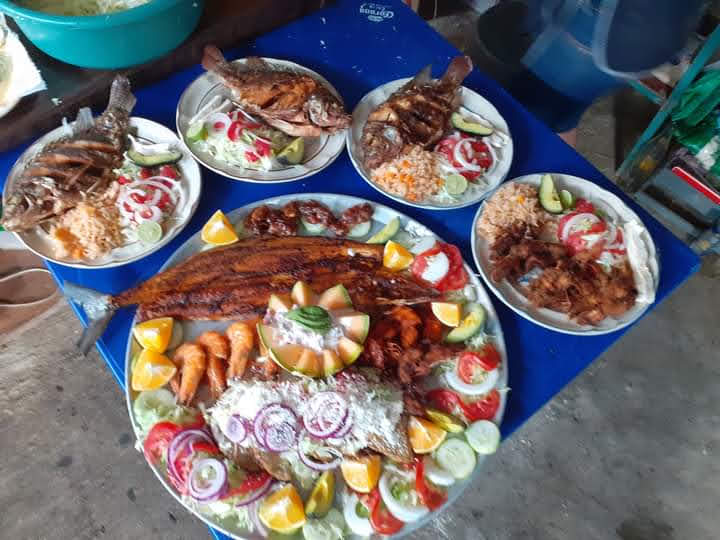 Restaurant y Marisquería: La Cabaña image 6