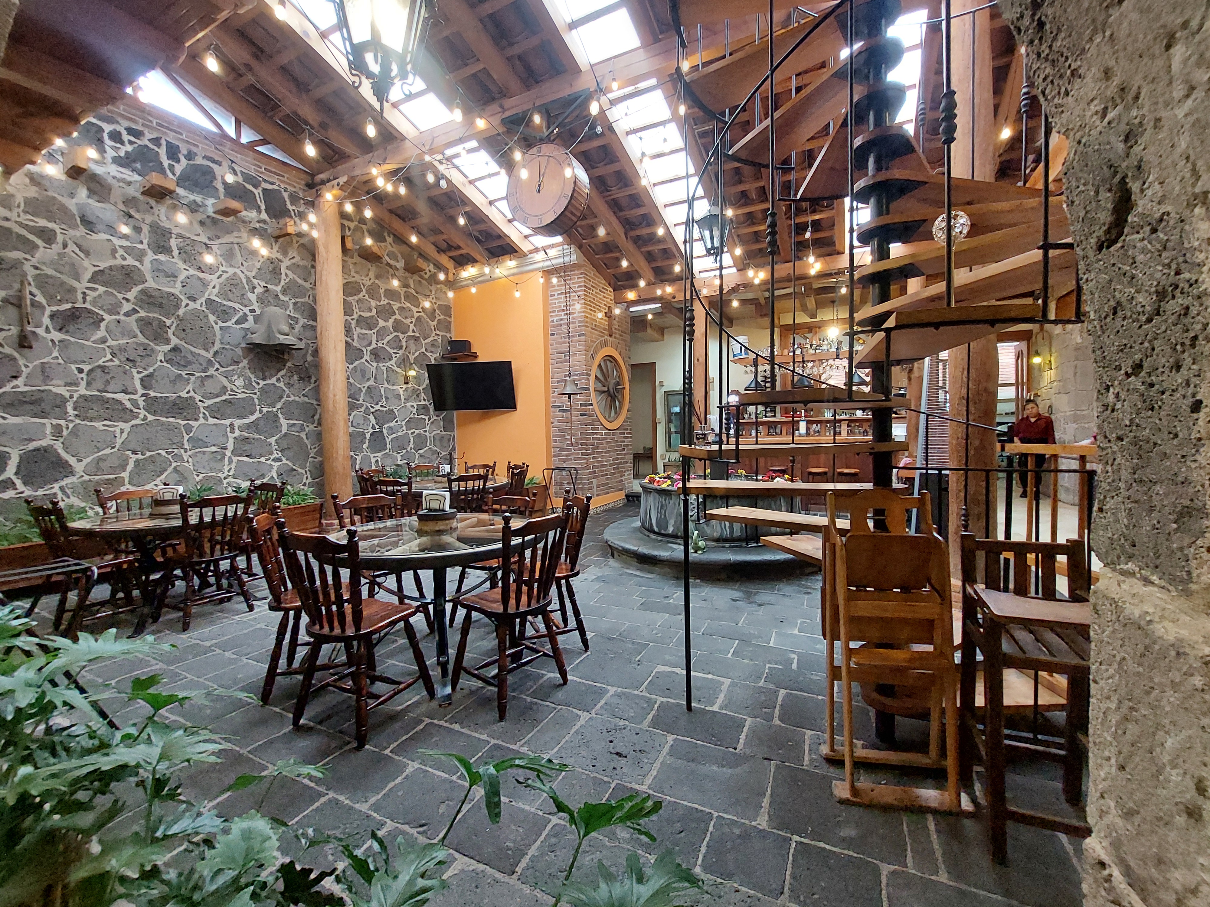 Los Faroles Restaurante Cafe image 5